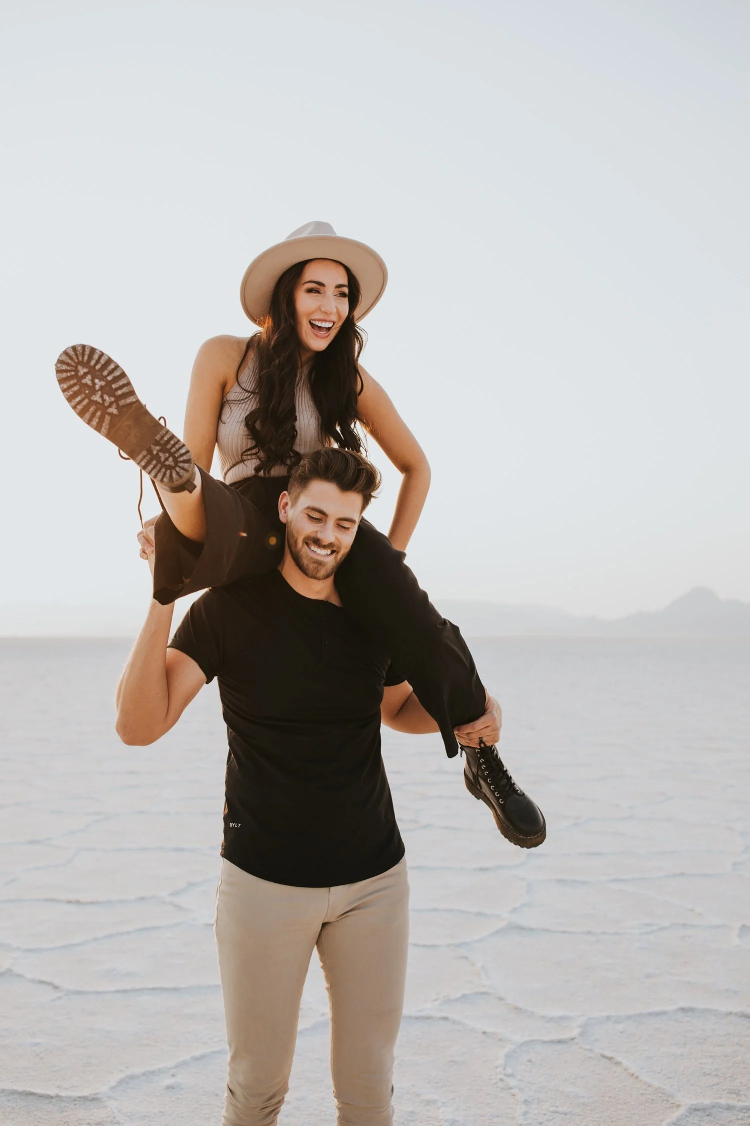 utah engagement session, bonneville salt flats, salt flats utah, destination wedding photographer, hudson valley wedding photographer, utah wedding photographer