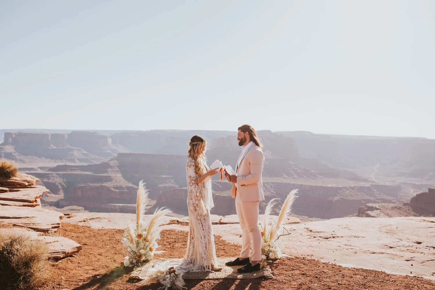Utah Wedding, Hudson Valley Wedding Photographer, Dead Horse Point Wedding, Utah Wedding, Moab Wedding, Moab elopement, Elopement Inspo