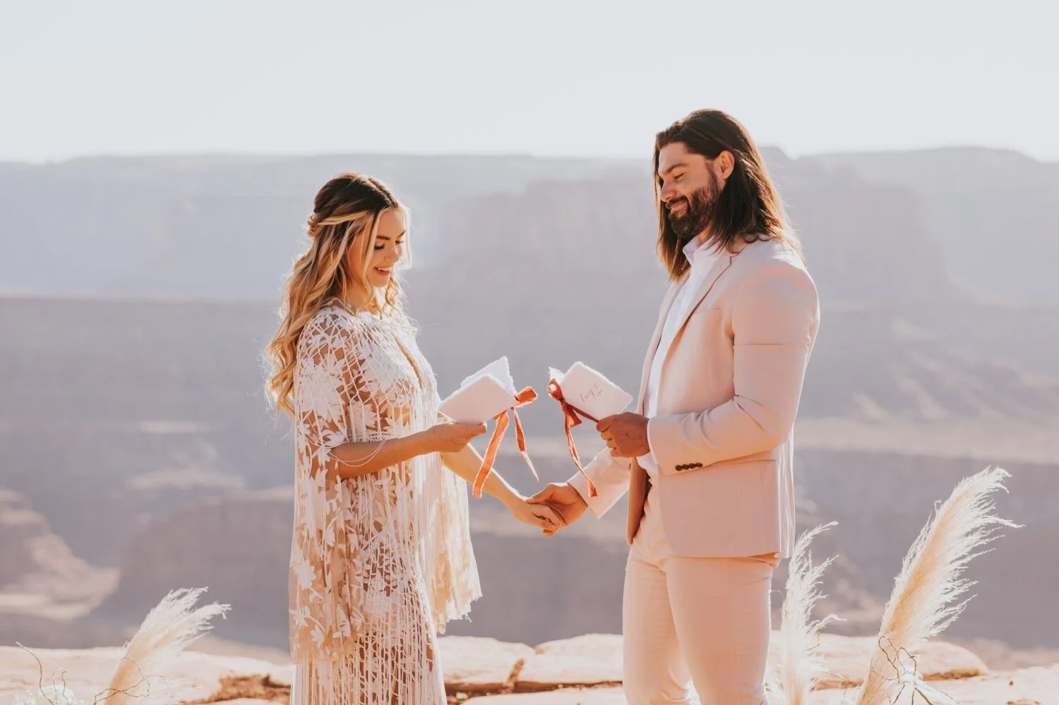 Utah Wedding, Hudson Valley Wedding Photographer, Dead Horse Point Wedding, Utah Wedding, Moab Wedding, Moab elopement, Elopement Inspo