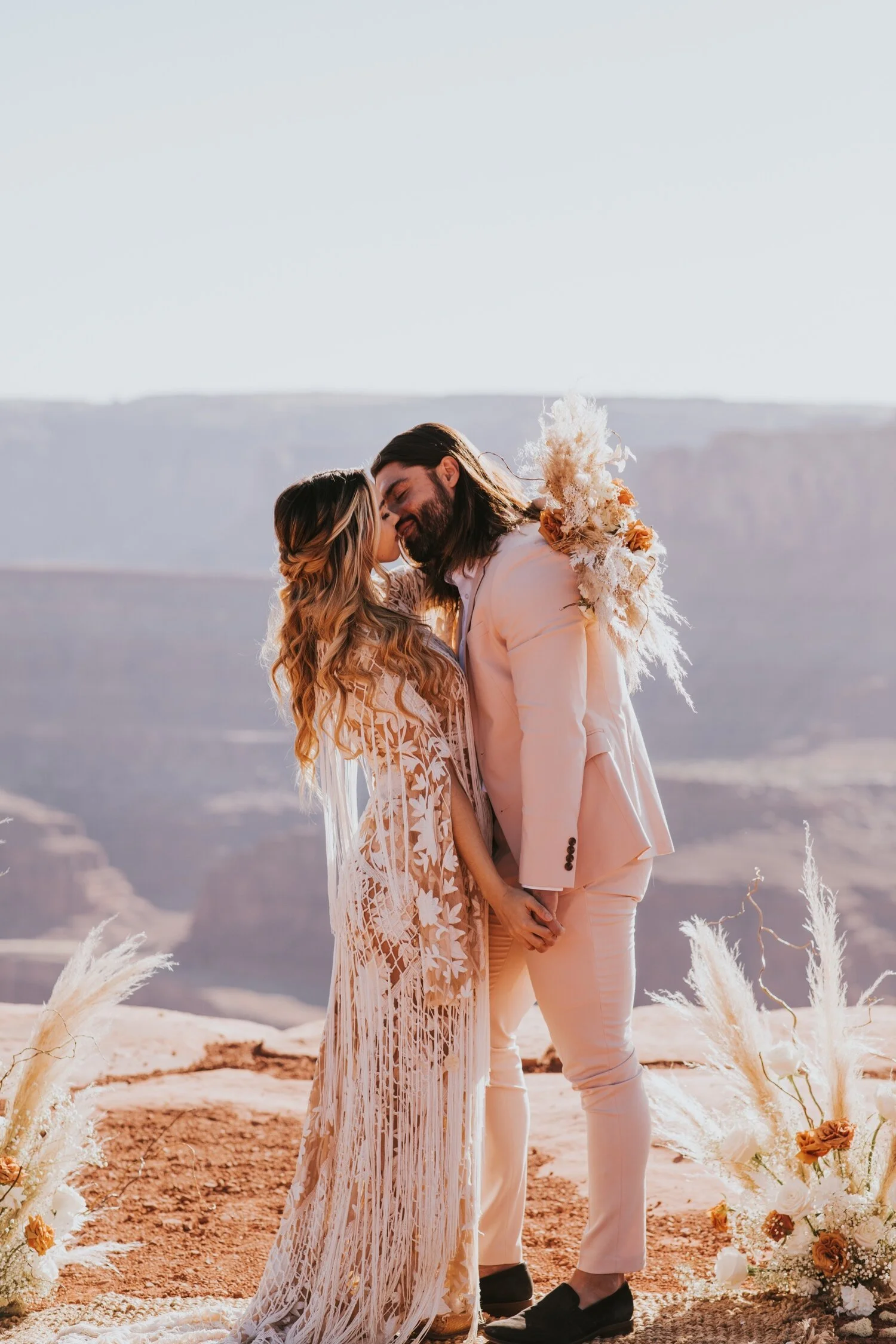 Utah Wedding, Hudson Valley Wedding Photographer, Dead Horse Point Wedding, Utah Wedding, Moab Wedding, Moab elopement, Elopement Inspo