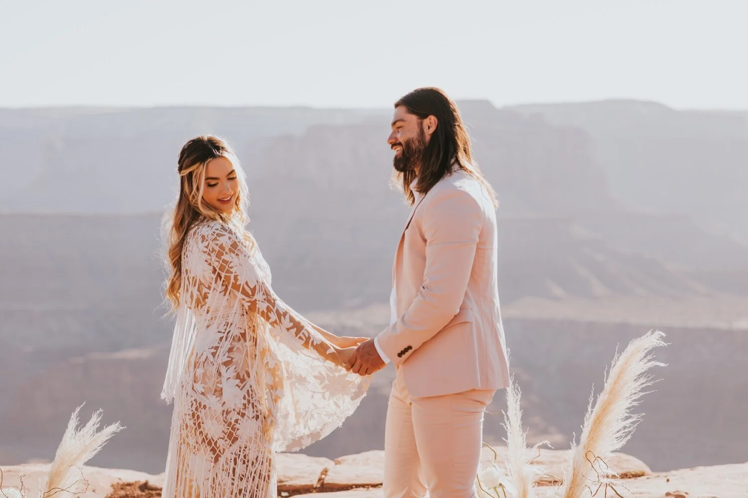 Utah Wedding, Hudson Valley Wedding Photographer, Dead Horse Point Wedding, Utah Wedding, Moab Wedding, Moab elopement, Elopement Inspo