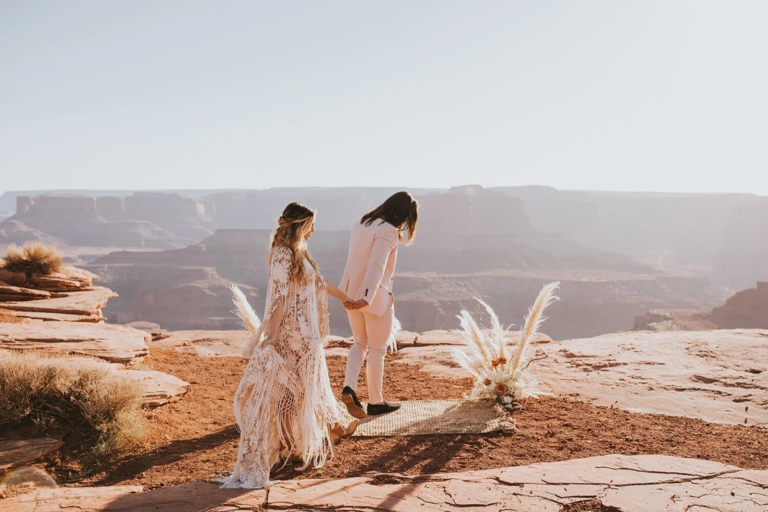 Utah Wedding, Hudson Valley Wedding Photographer, Dead Horse Point Wedding, Utah Wedding, Moab Wedding, Moab elopement, Elopement Inspo