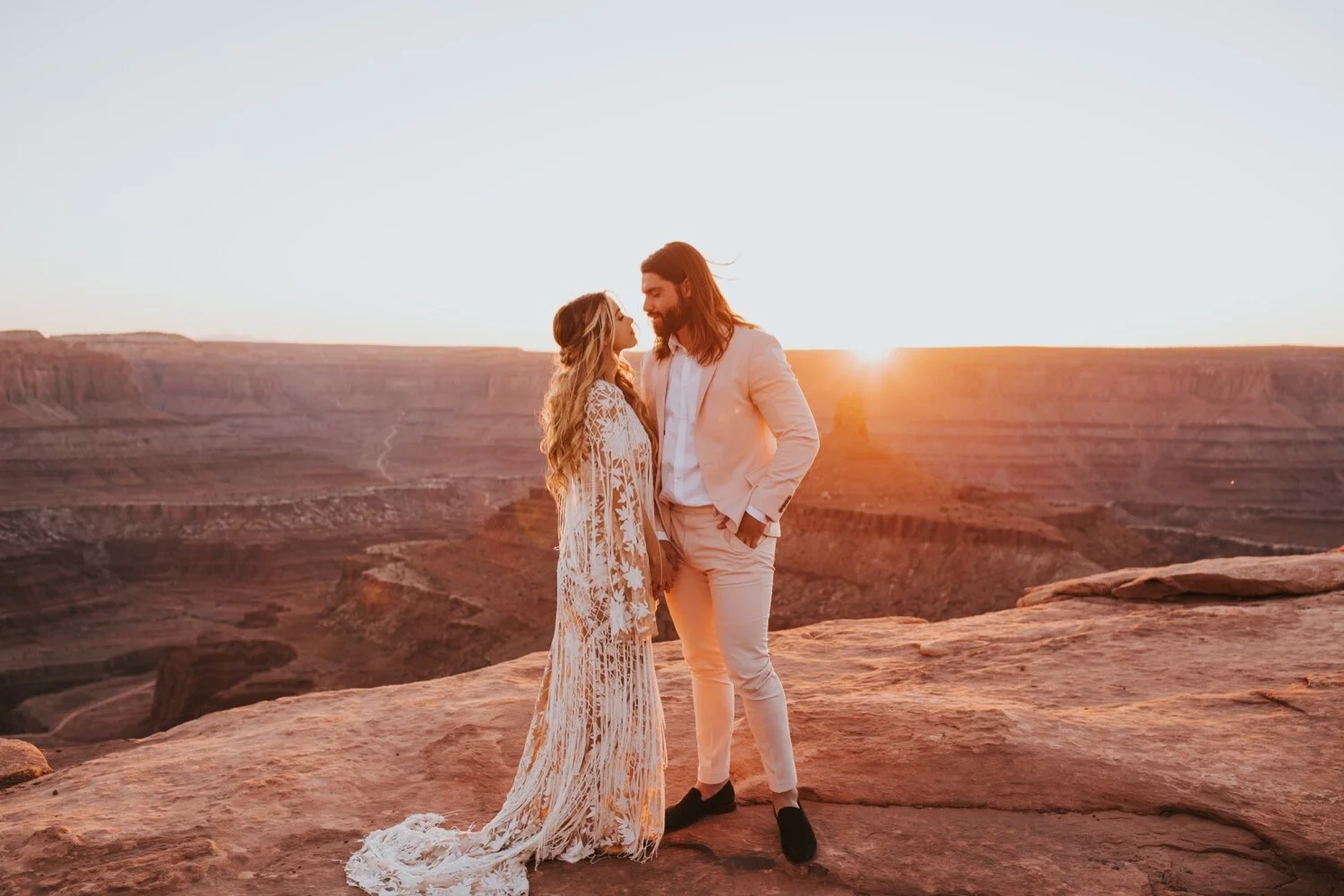 Utah Wedding, Hudson Valley Wedding Photographer, Dead Horse Point Wedding, Utah Wedding, Moab Wedding, Moab elopement, Elopement Inspo