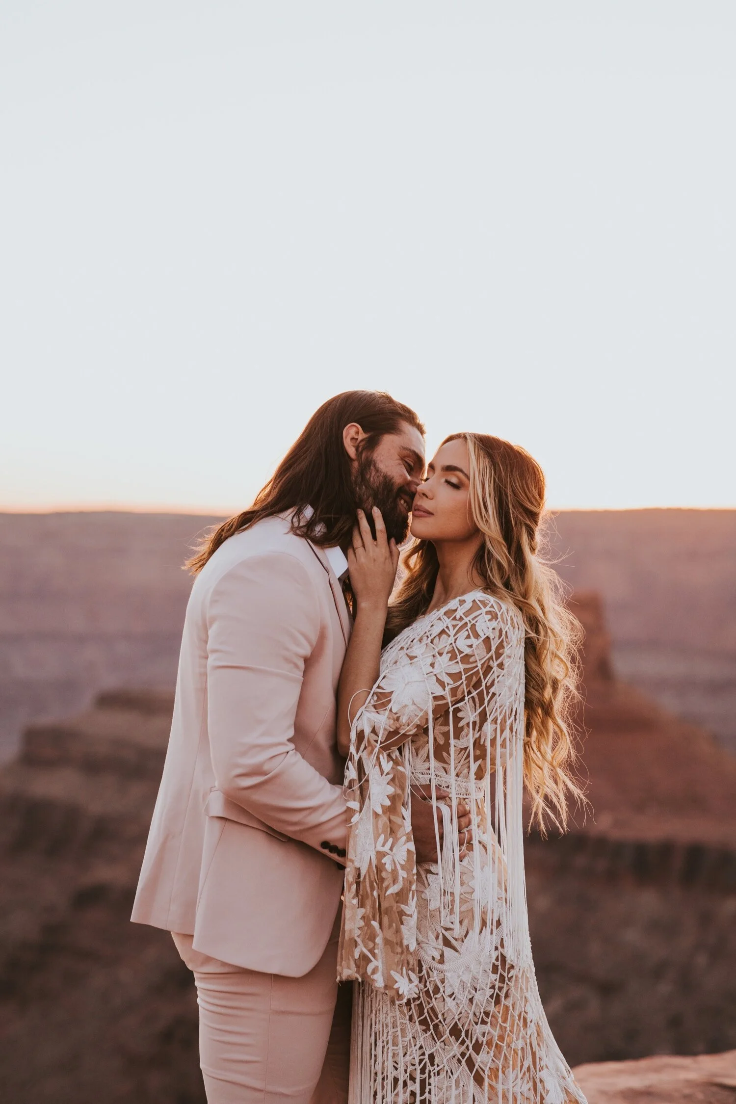 Utah Wedding, Hudson Valley Wedding Photographer, Dead Horse Point Wedding, Utah Wedding, Moab Wedding, Moab elopement, Elopement Inspo