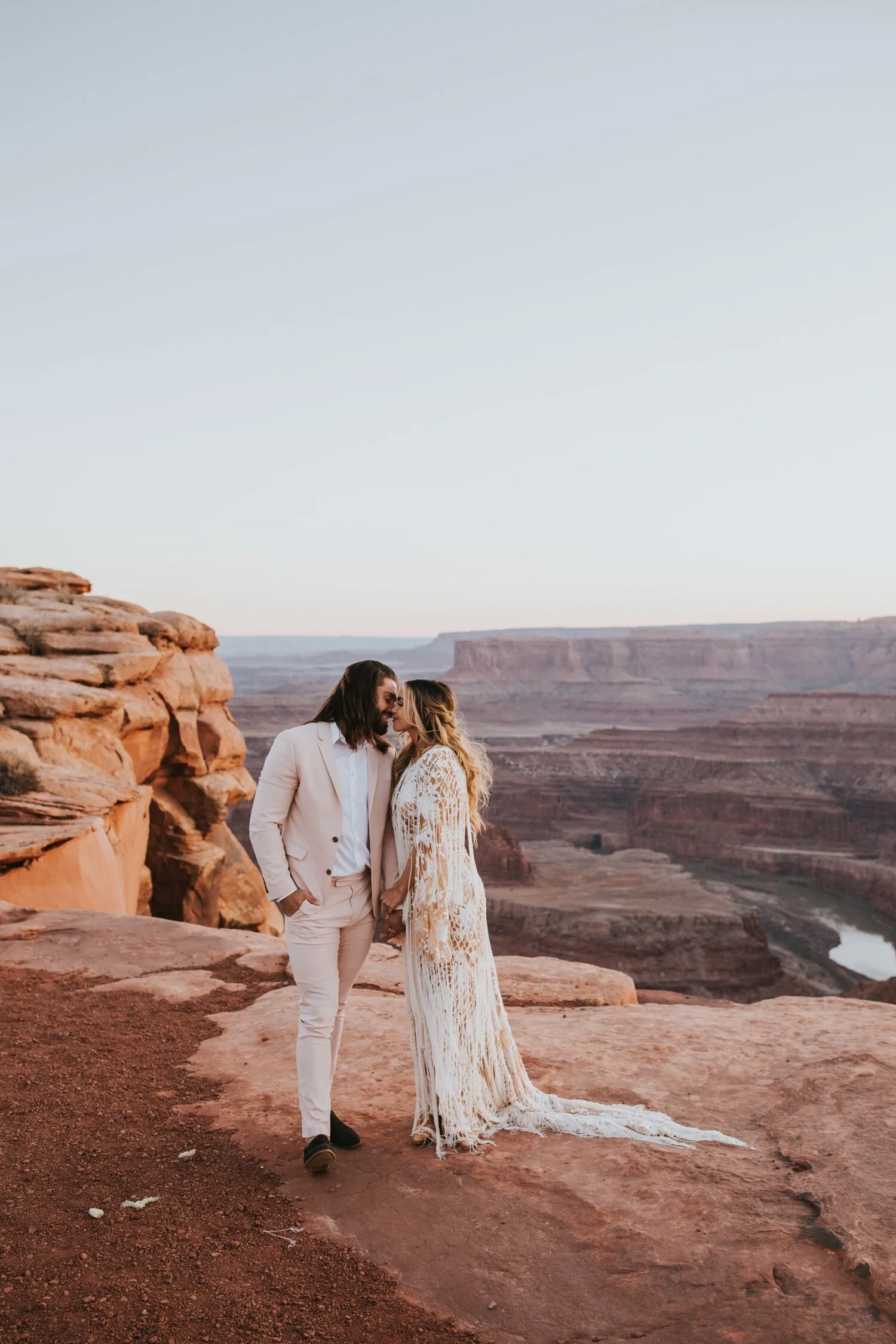 Utah Wedding, Hudson Valley Wedding Photographer, Dead Horse Point Wedding, Utah Wedding, Moab Wedding, Moab elopement, Elopement Inspo