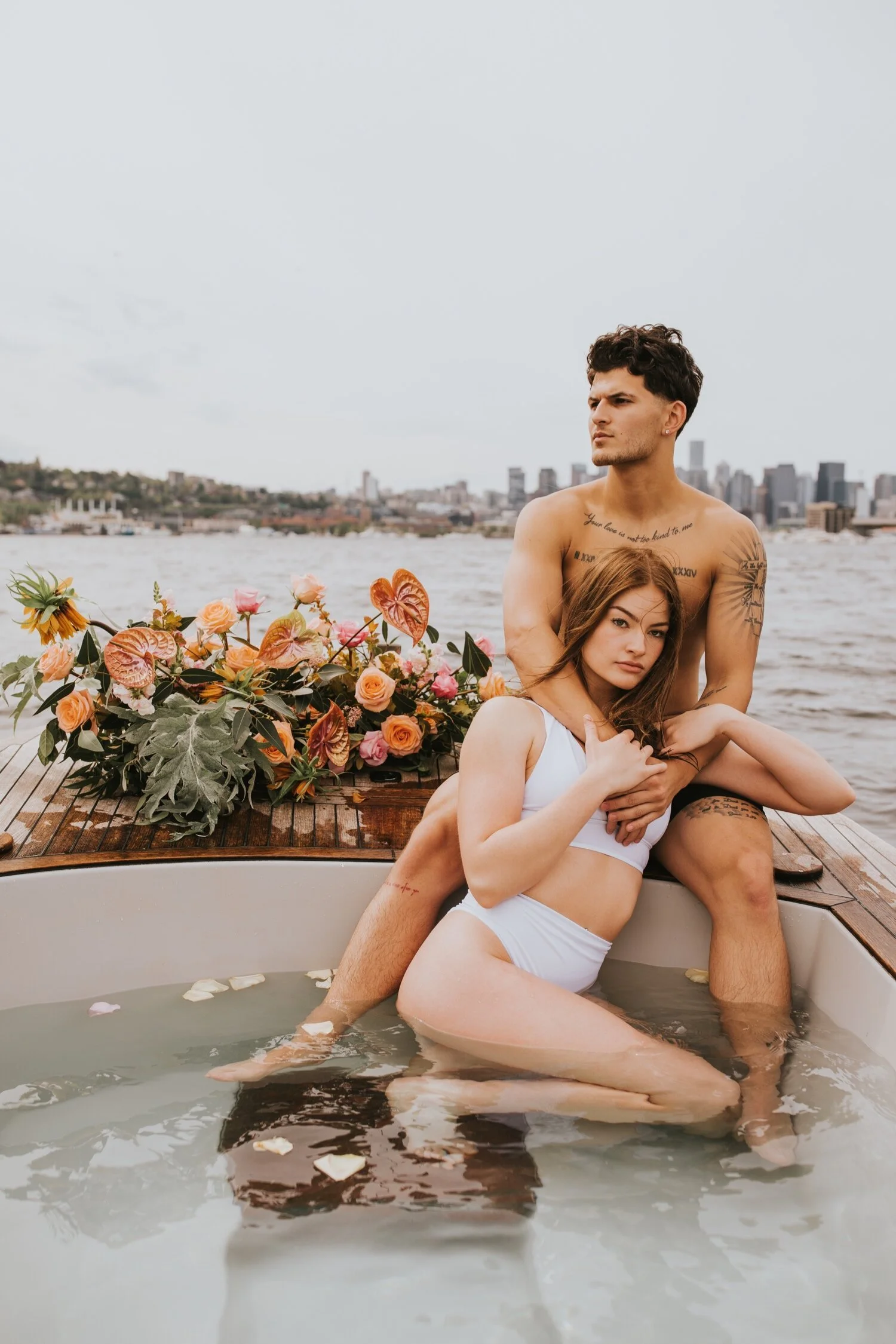 seattle engagement session, hot tub boat, seattle wedding photographer, hudson valley wedding photographer, new york wedding photographer, seattle couples session, seattle hot tub boat