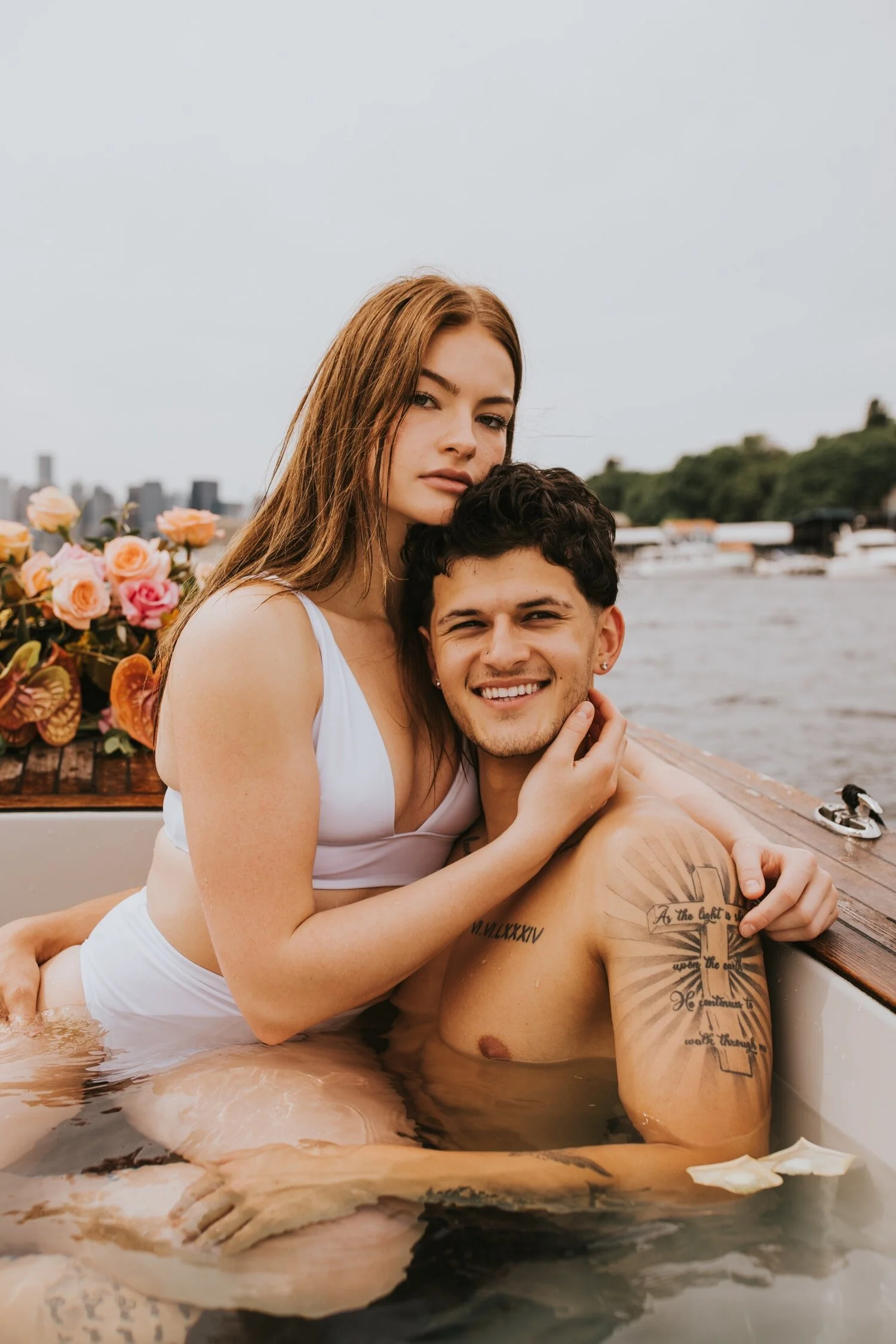 seattle engagement session, hot tub boat, seattle wedding photographer, hudson valley wedding photographer, new york wedding photographer, seattle couples session, seattle hot tub boat