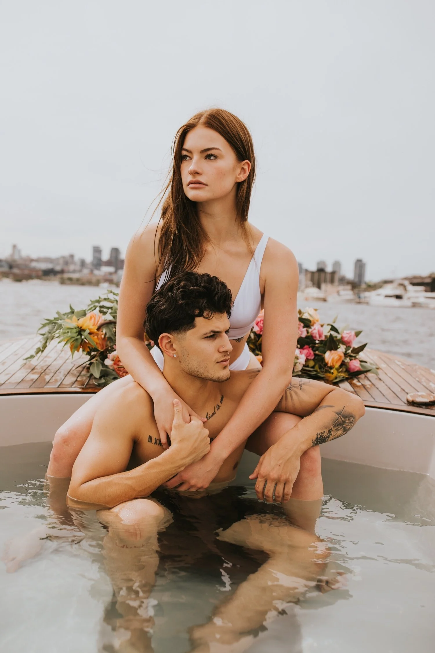 seattle engagement session, hot tub boat, seattle wedding photographer, hudson valley wedding photographer, new york wedding photographer, seattle couples session, seattle hot tub boat