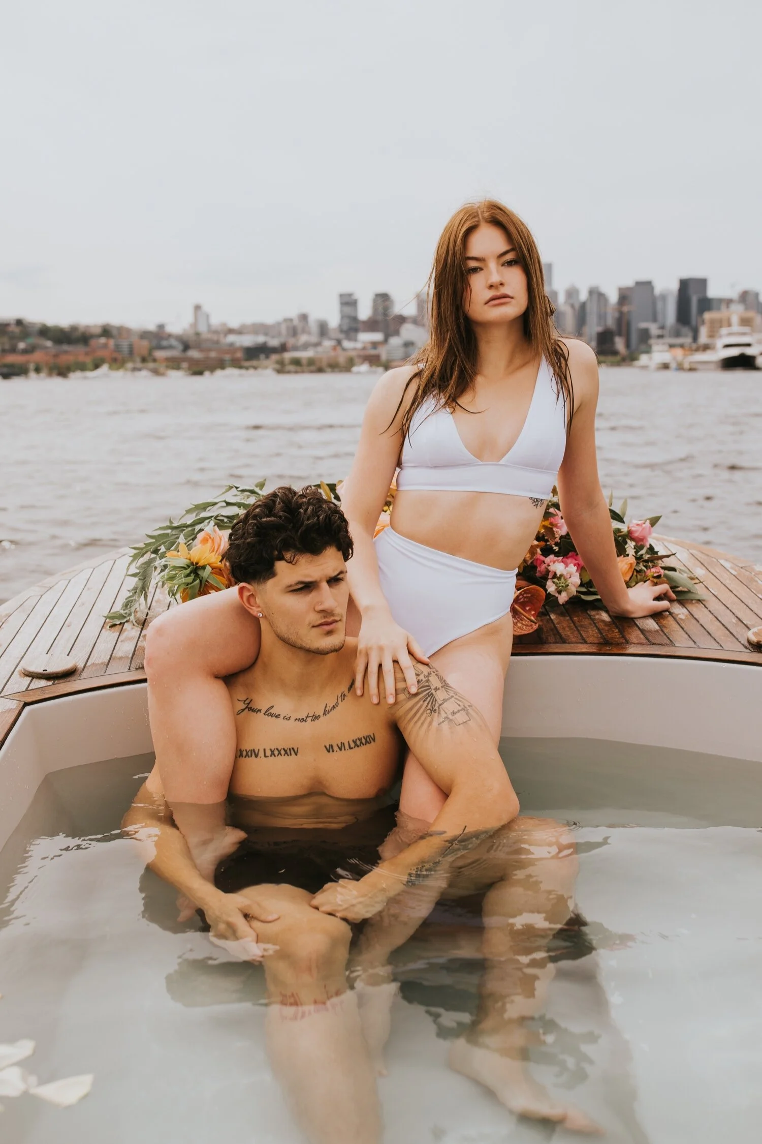 seattle engagement session, hot tub boat, seattle wedding photographer, hudson valley wedding photographer, new york wedding photographer, seattle couples session, seattle hot tub boat
