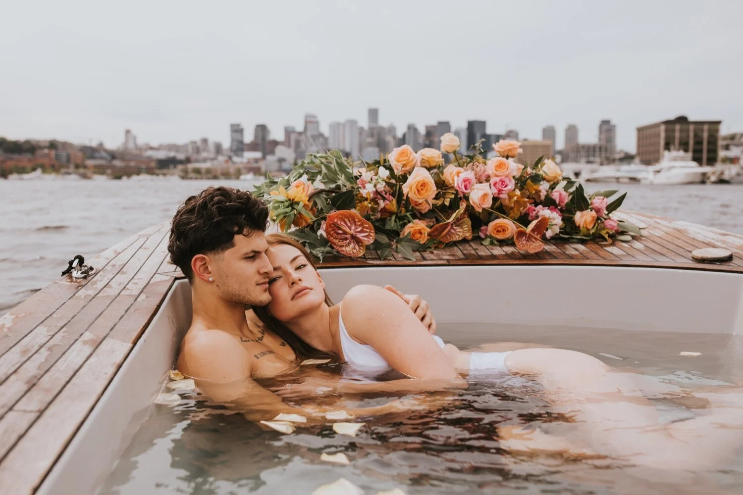 seattle engagement session, hot tub boat, seattle wedding photographer, hudson valley wedding photographer, new york wedding photographer, seattle couples session, seattle hot tub boat