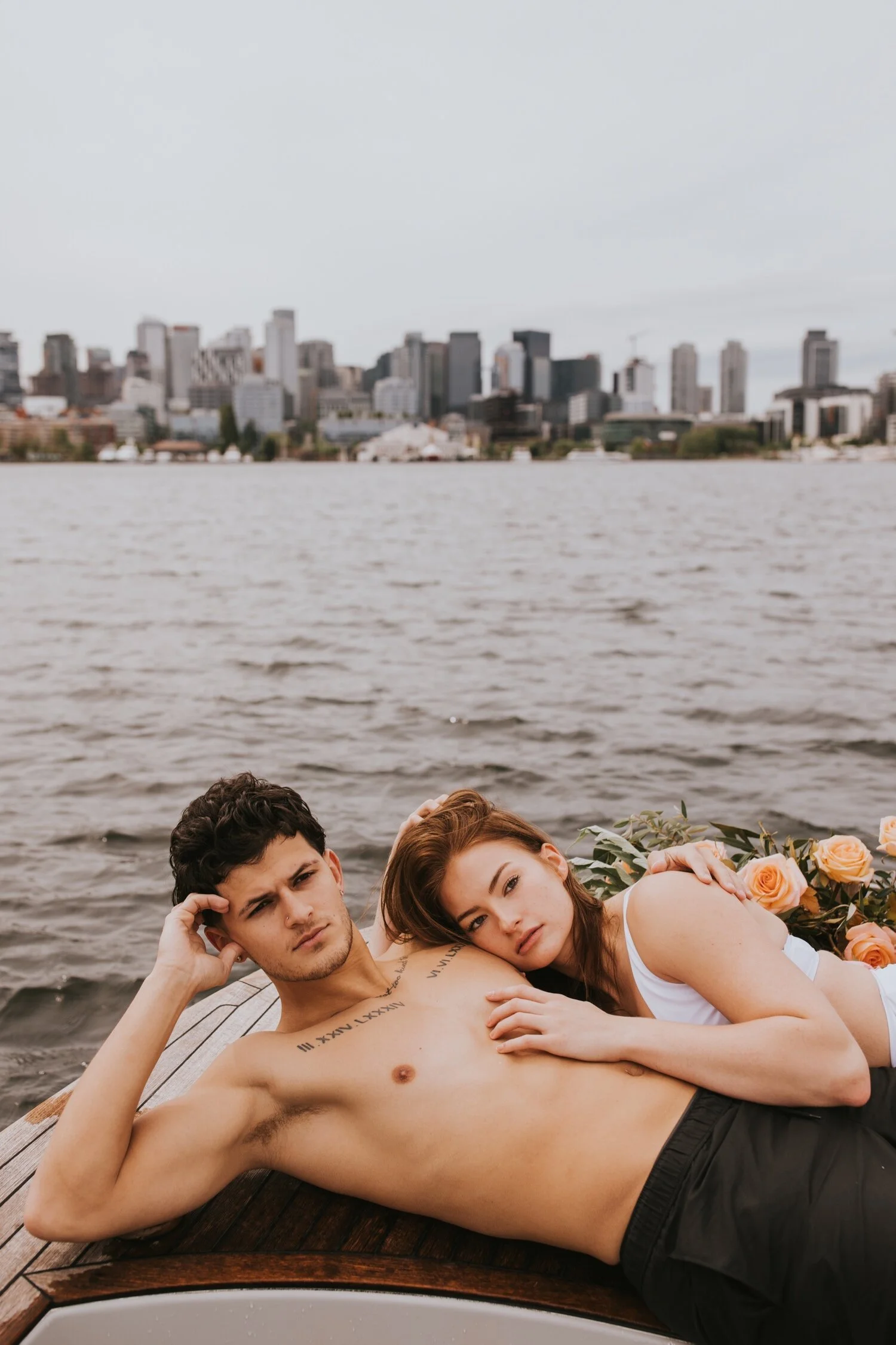 seattle engagement session, hot tub boat, seattle wedding photographer, hudson valley wedding photographer, new york wedding photographer, seattle couples session, seattle hot tub boat
