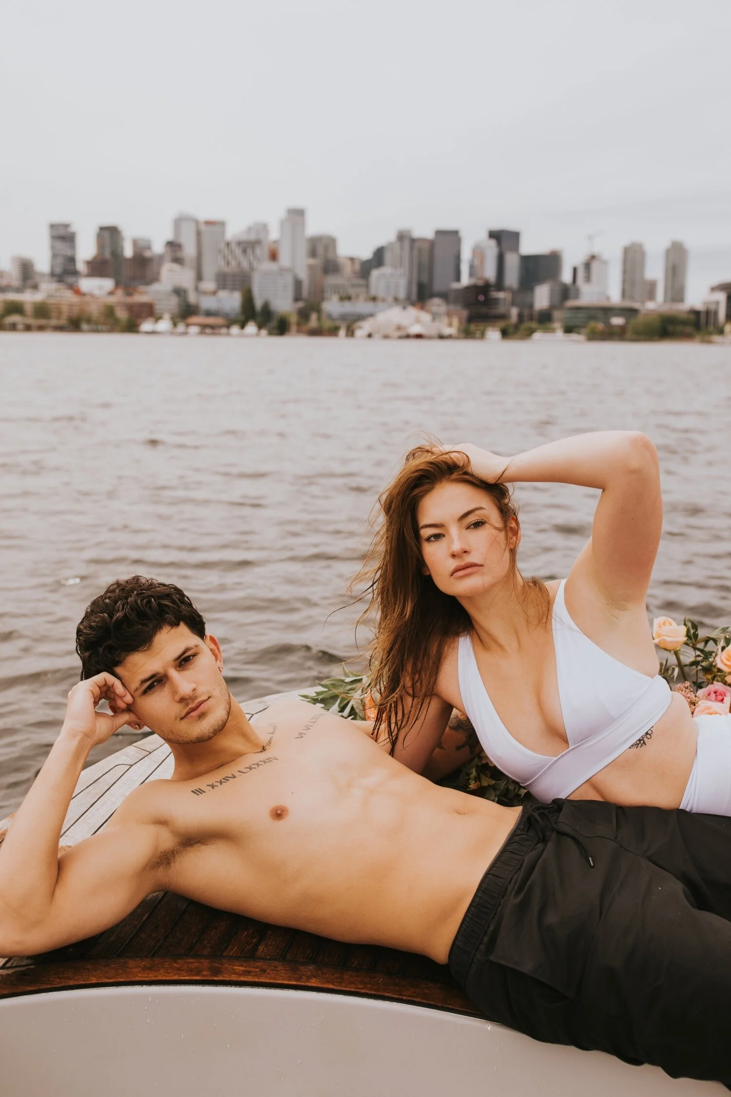 seattle engagement session, hot tub boat, seattle wedding photographer, hudson valley wedding photographer, new york wedding photographer, seattle couples session, seattle hot tub boat