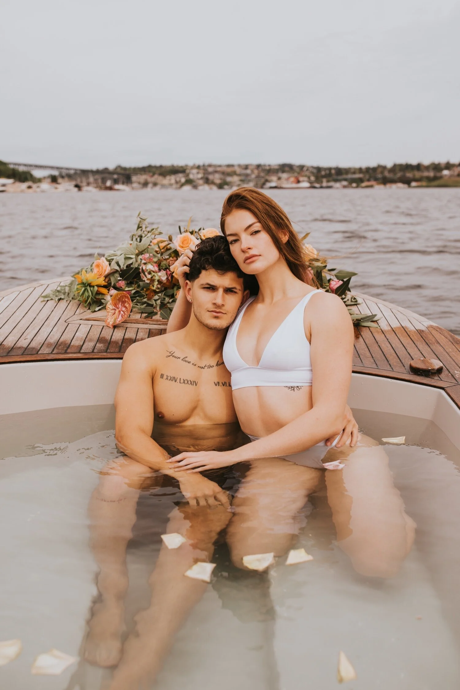 seattle engagement session, hot tub boat, seattle wedding photographer, hudson valley wedding photographer, new york wedding photographer, seattle couples session, seattle hot tub boat