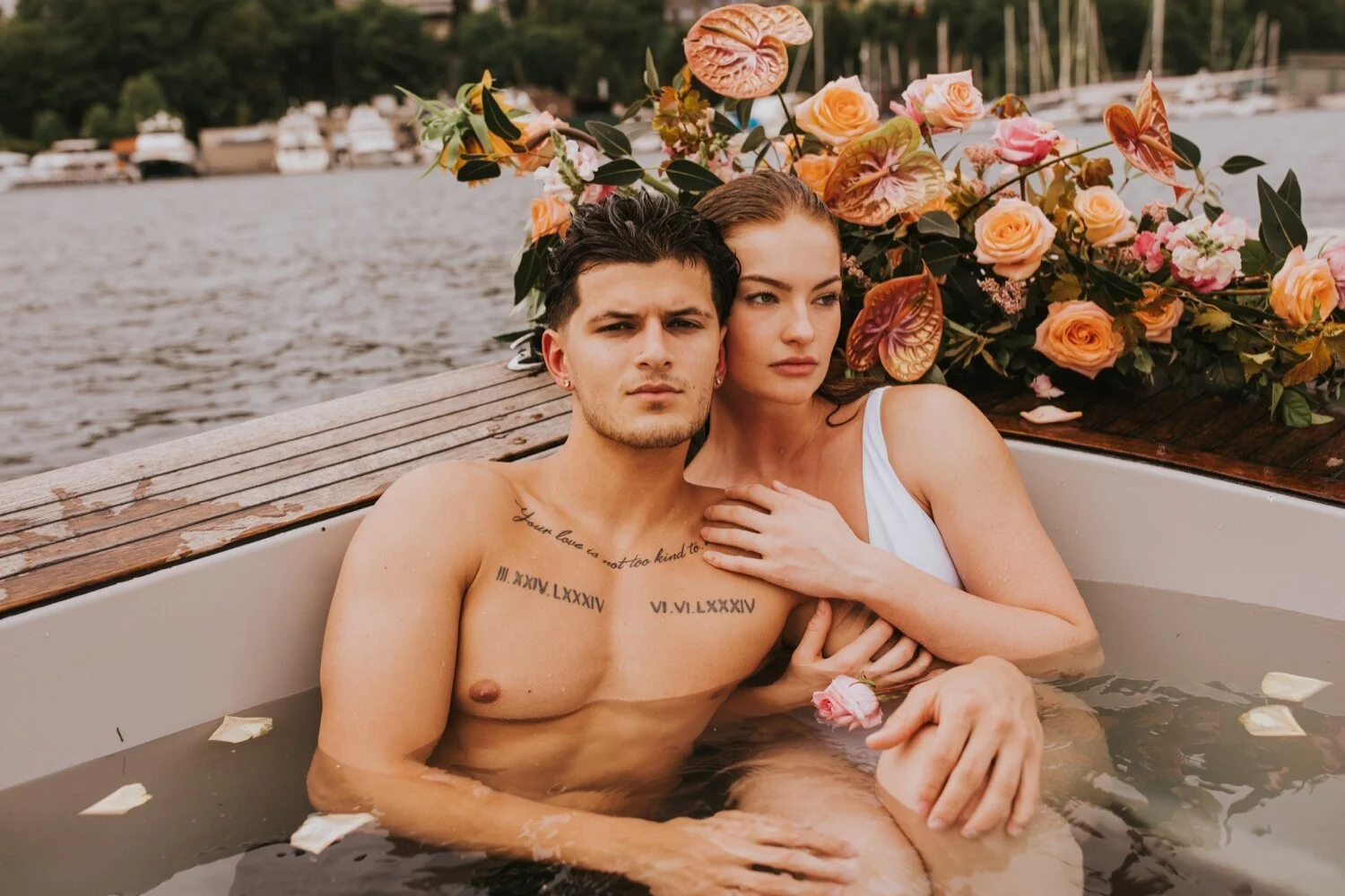 seattle engagement session, hot tub boat, seattle wedding photographer, hudson valley wedding photographer, new york wedding photographer, seattle couples session, seattle hot tub boat