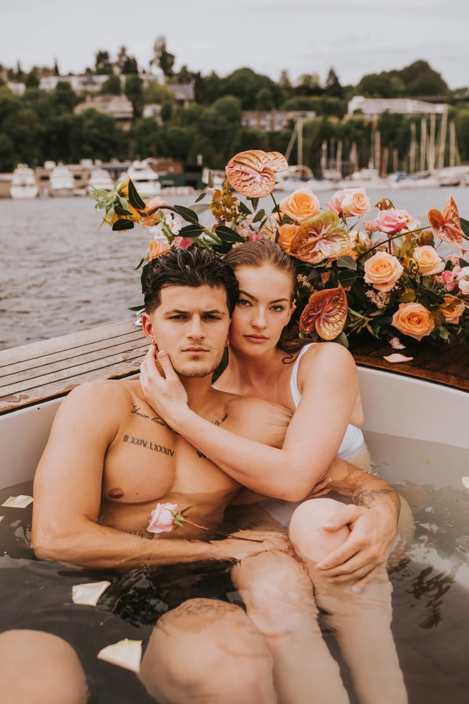 seattle engagement session, hot tub boat, seattle wedding photographer, hudson valley wedding photographer, new york wedding photographer, seattle couples session, seattle hot tub boat
