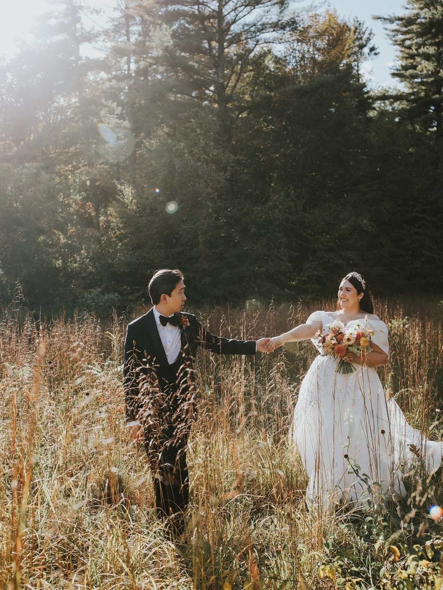 Only taking on one more October wedding for 2026 and books are closed for July and August! So many inquiries over the past few weeks I&rsquo;m so excited for all the new couples locked in for 2026! Books are open for 2027 as well ✨

#catskillswedding