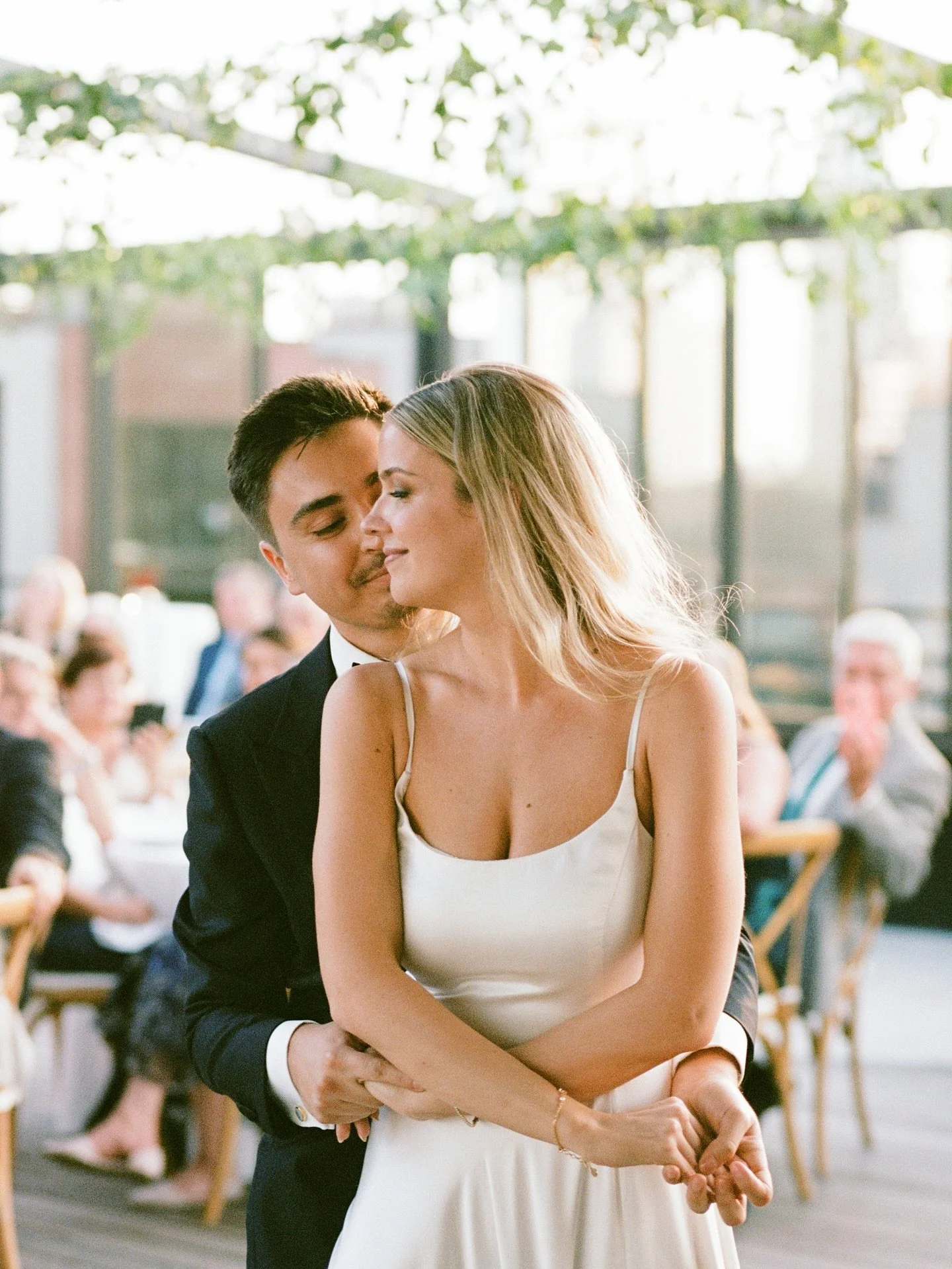 This absolute sweetie pie of a wedding day is hitting the blog in a moment! ✨