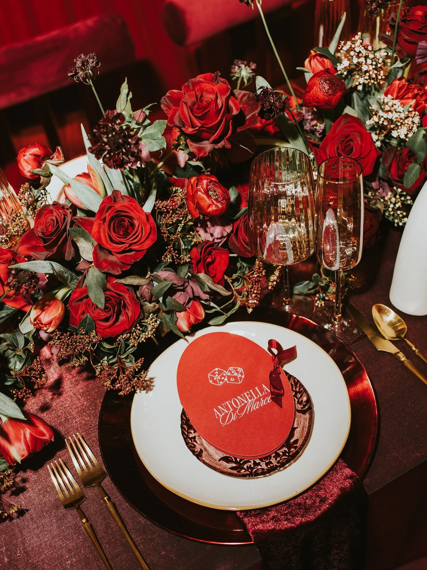 Had a little creative break earlier this week at @tribecarooftopand360 🎲 Busy week this week editing weddings and finishing up some blog posts! 

Design &amp; Planning @t4sproductions
Venue @rosaloungenyc | @tribecarooftopand360
Rentals @glampartyre