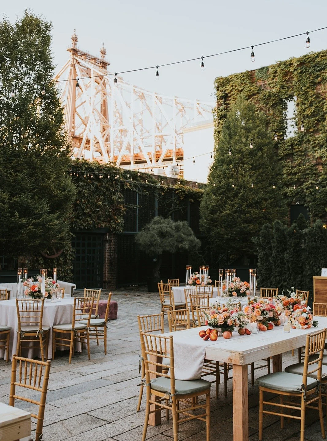 Take me back to this sunny NYC day 🍑🌞