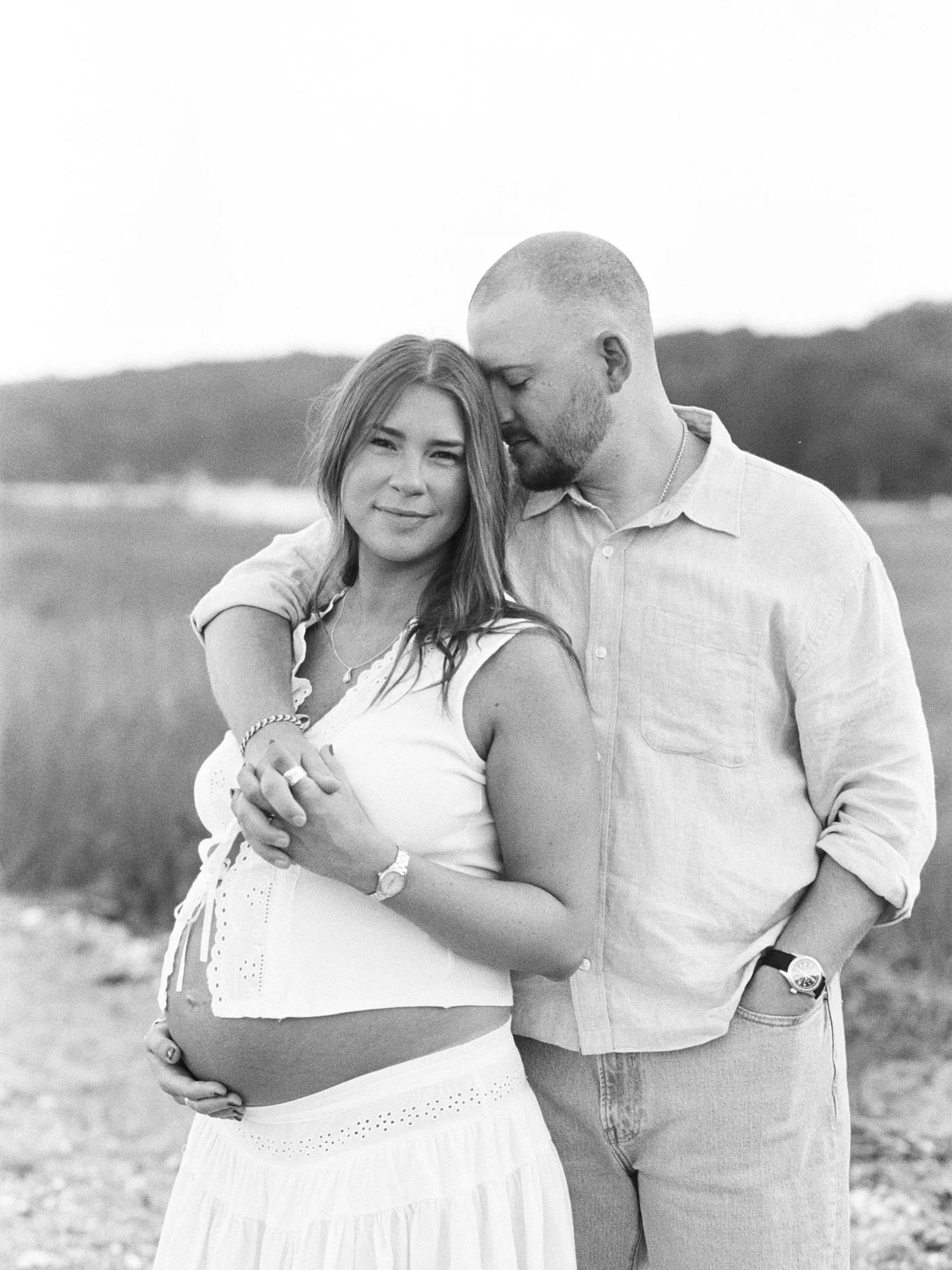 This beautiful maternity session is now up on the blog! ✨ I only have TWO openings for sessions in both April and May! As a reminder I will be off from June through August for sessions while I&rsquo;m on maternity leave! I&rsquo;m also currently book