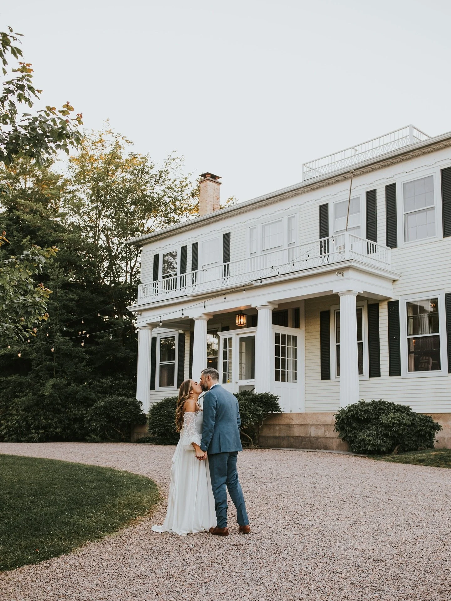 Heading back to this beautiful venue with my girl @alacarte_events next month and can&rsquo;t wait! ✨

#hudsonvalleyweddingphotographer #ctweddingphotographer #nycweddingphotographer