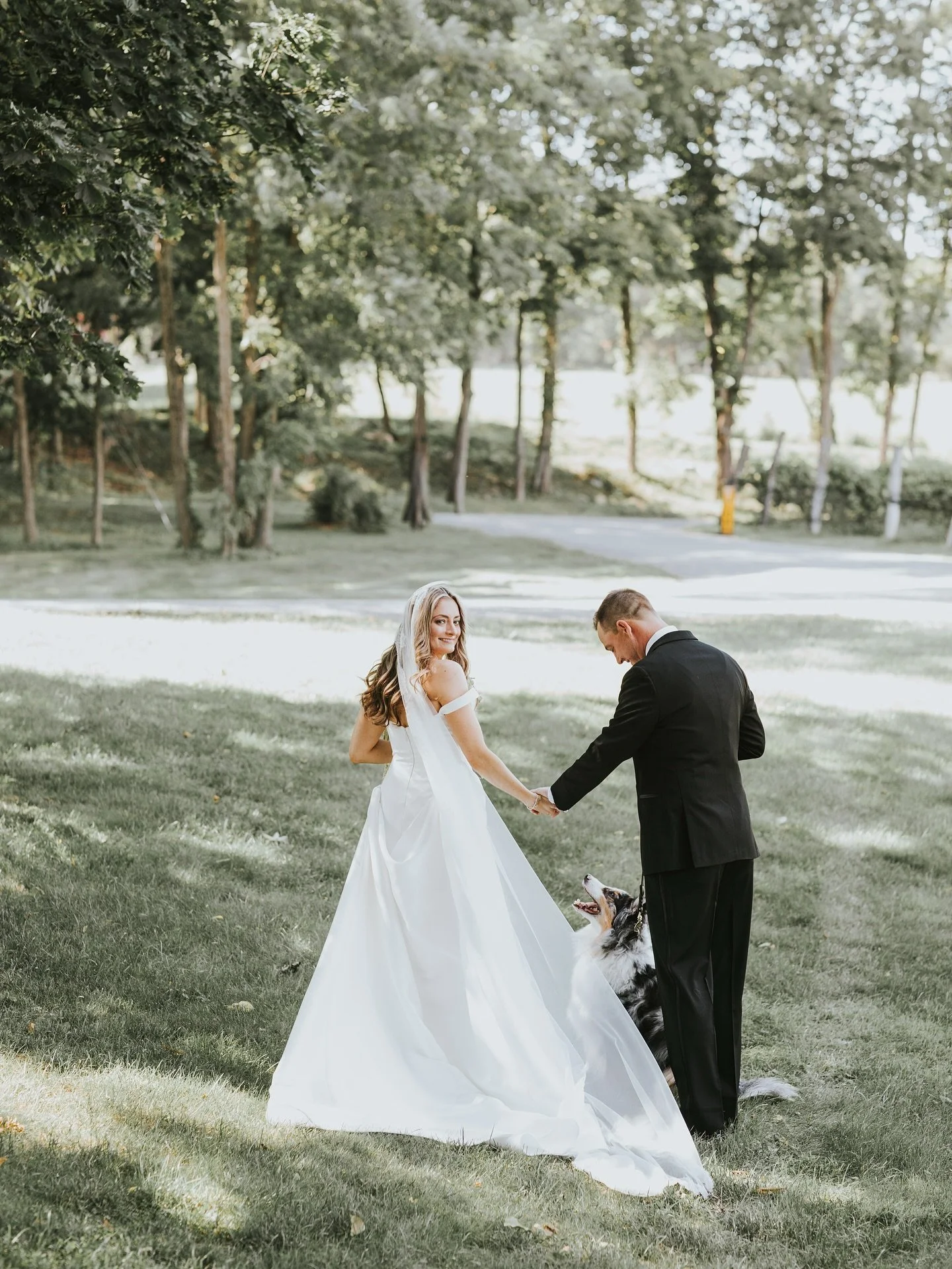 I have been spending every day at my computer editing to get as much out as possible before the little guy arrives. I&rsquo;ve loved going through weddings from the past year so here are some more pics from this pretty day I haven&rsquo;t shared yet.