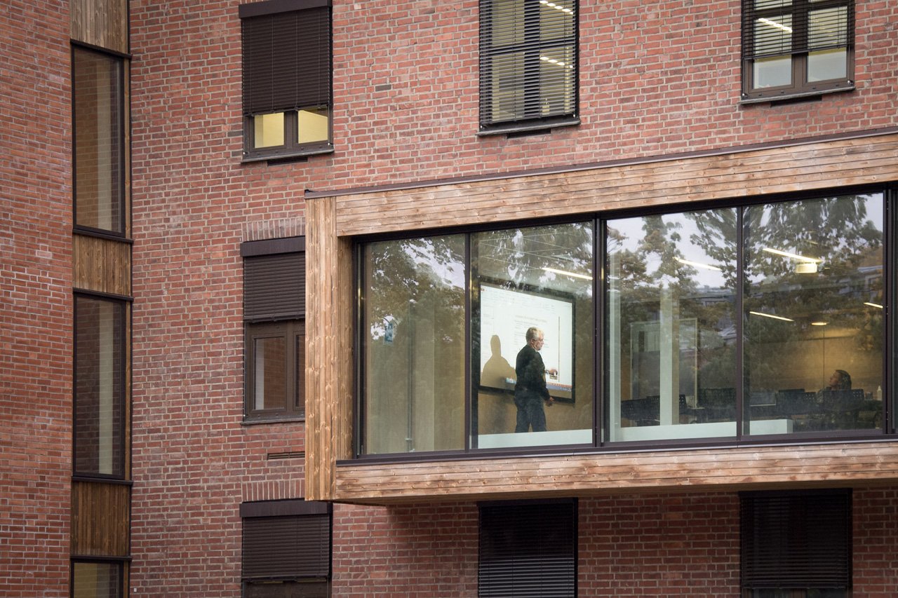 LOKOMOTIVSTALLEN - VARIOUS ARCHITECTS 