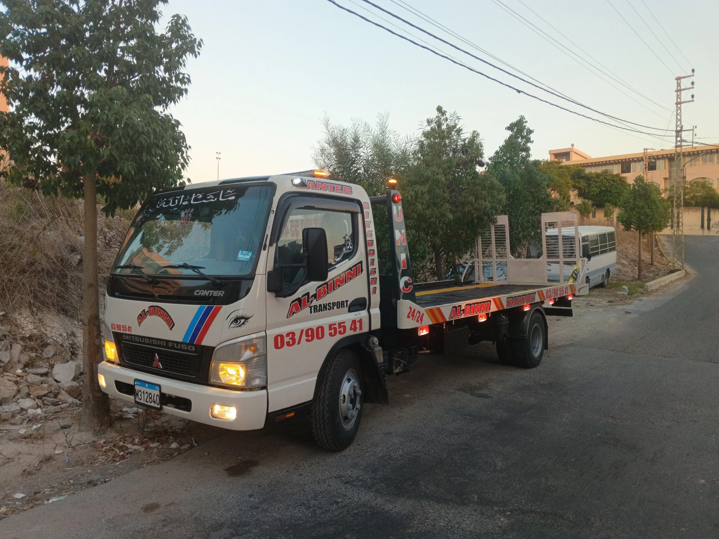 Professional towing service for emergency car recovery