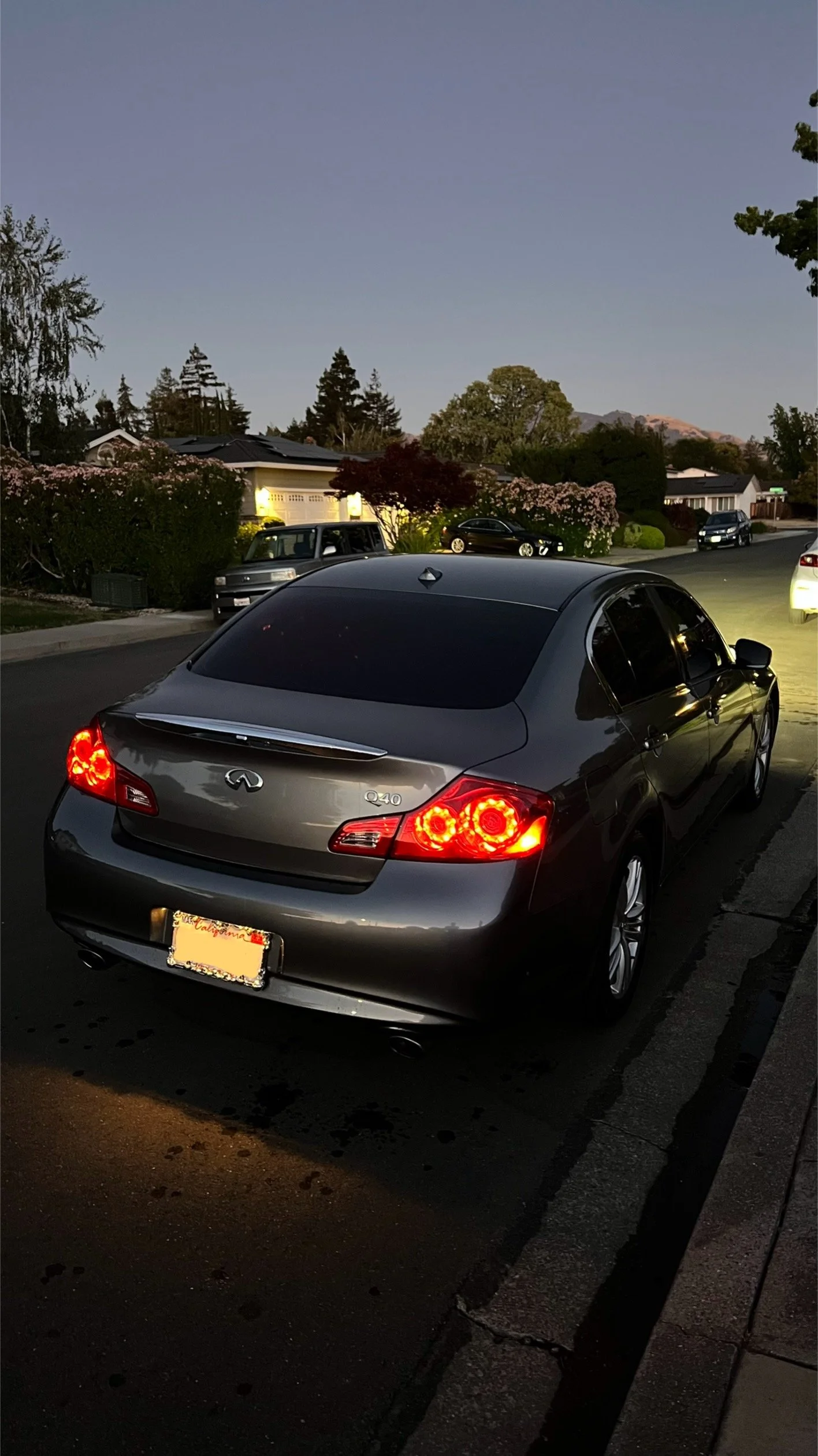 Simple Exterior Hand Wash (SEDAN & COUPES)