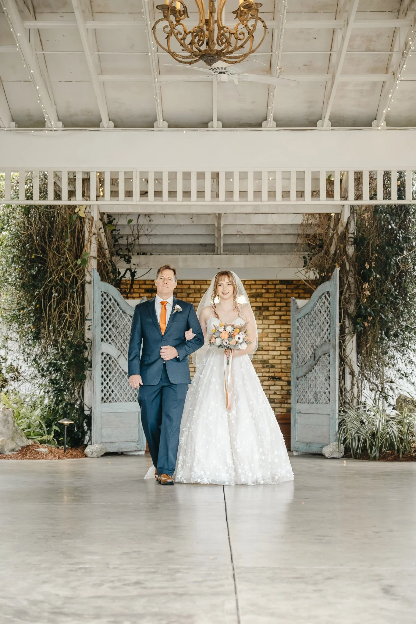 Top 5 Images to Take with Your Dad For Your Dallas Wedding