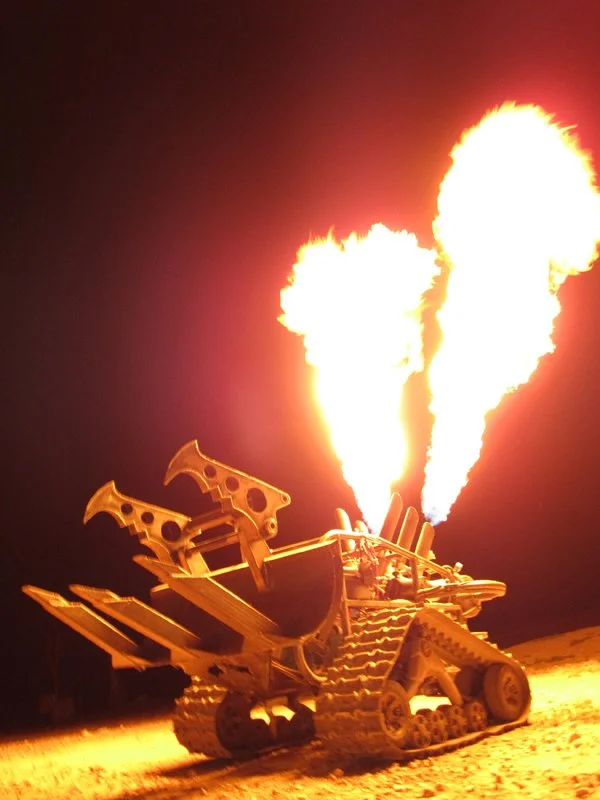 Killdozer, festival performance robot