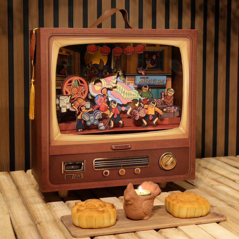 Memory Television Gift Set