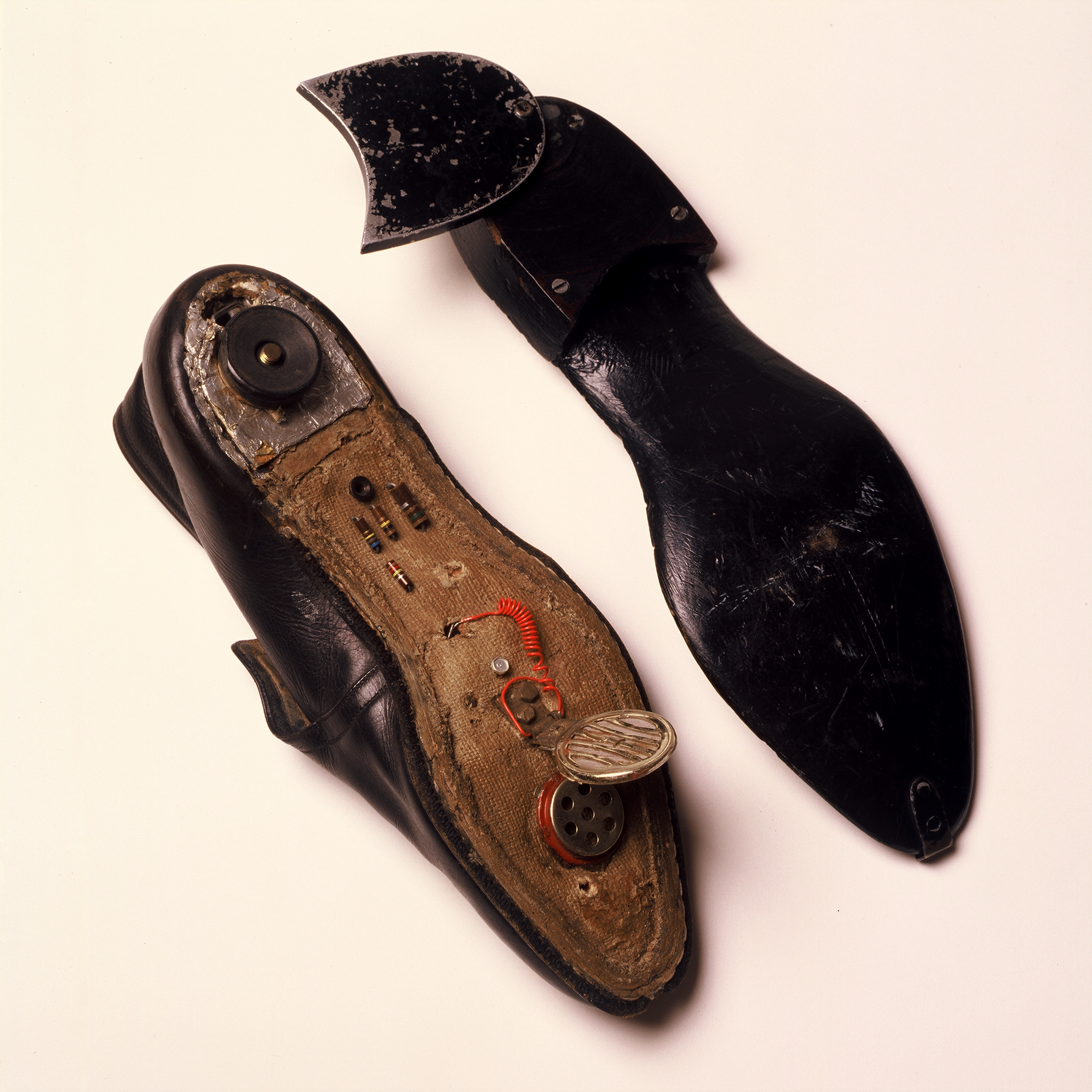 Get Smart Shoe Phone.png