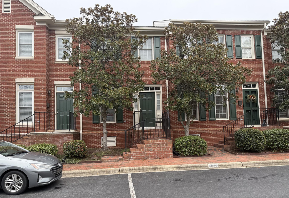 102 Hatfield Lane Raleigh, NC (Click picture to view)