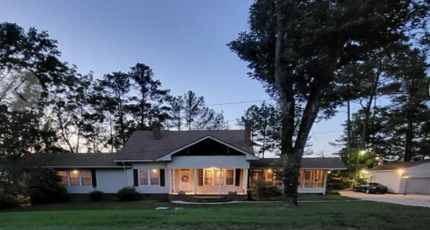 1521 Cross Link Road Raleigh, NC (Click picture to view)