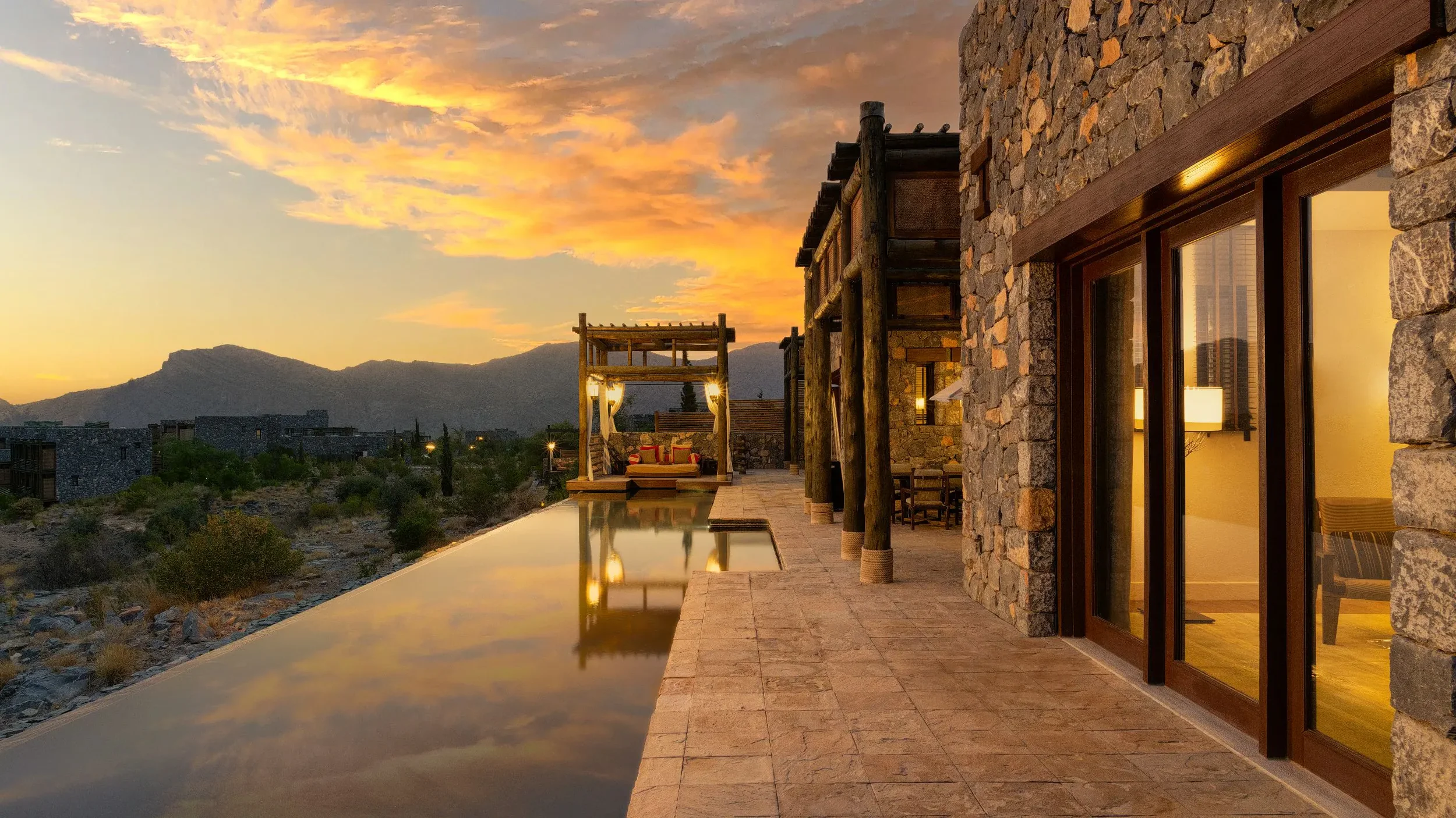 MCTAL-P0290-Jabal-Villa-Private-Pool.16x9.jpg.webp