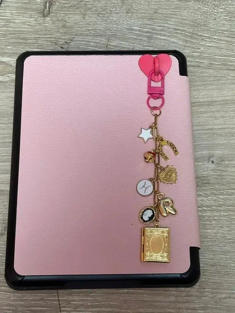 Charm & Thread Kindle Charm Workshop