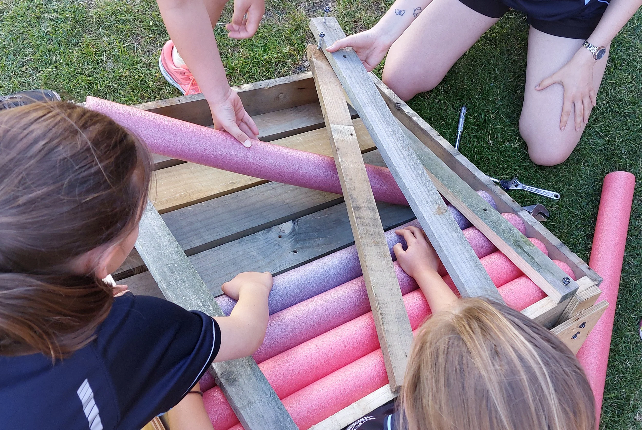 Community Steps Up To Help Pūteketeke