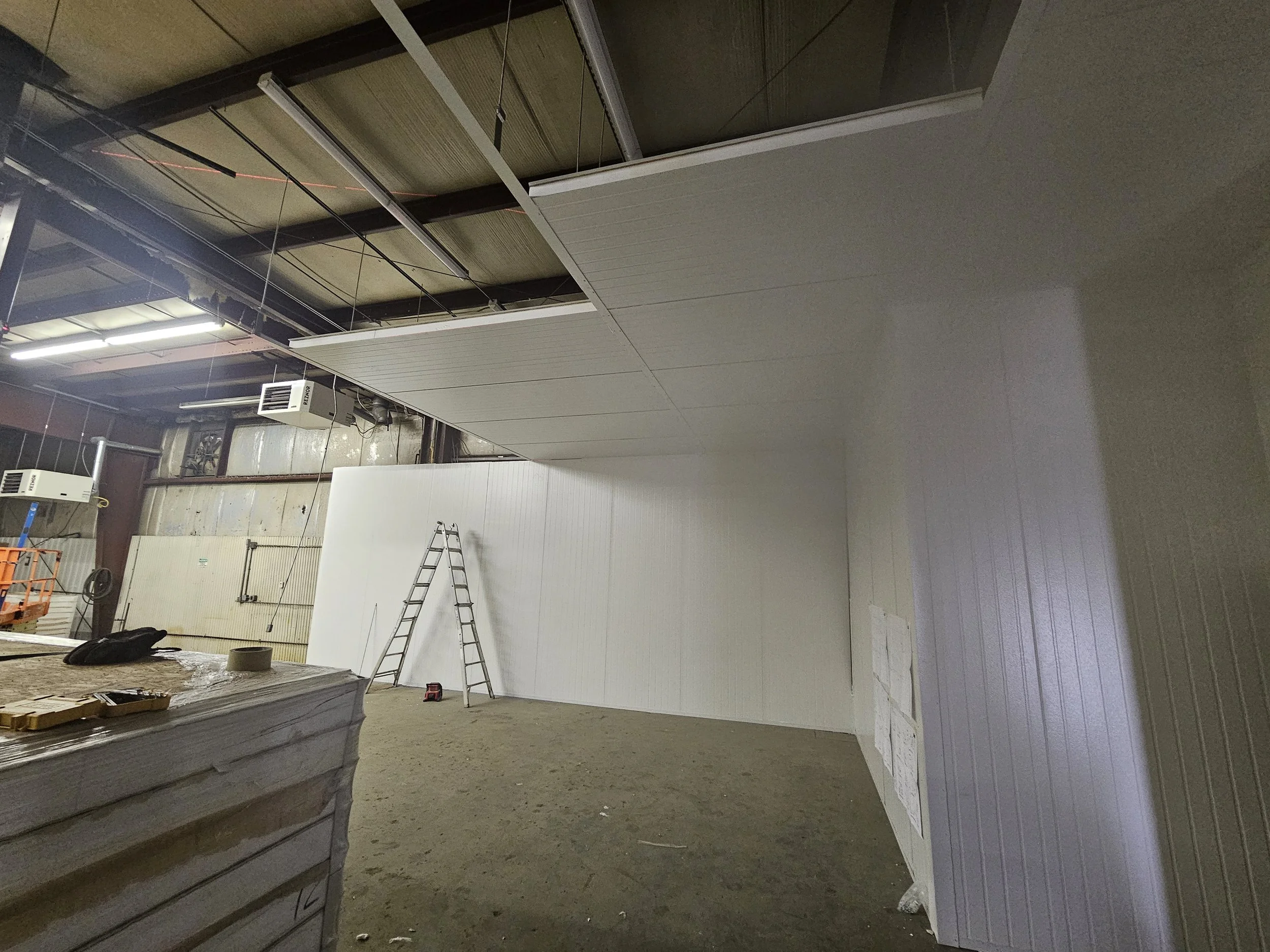 Commercial cultivation facility buildout. Entire facility was constructed from EPS foam core insulated panels. Facility has several separate rooms with variations in ceiling height. It was a fun and challenging project!