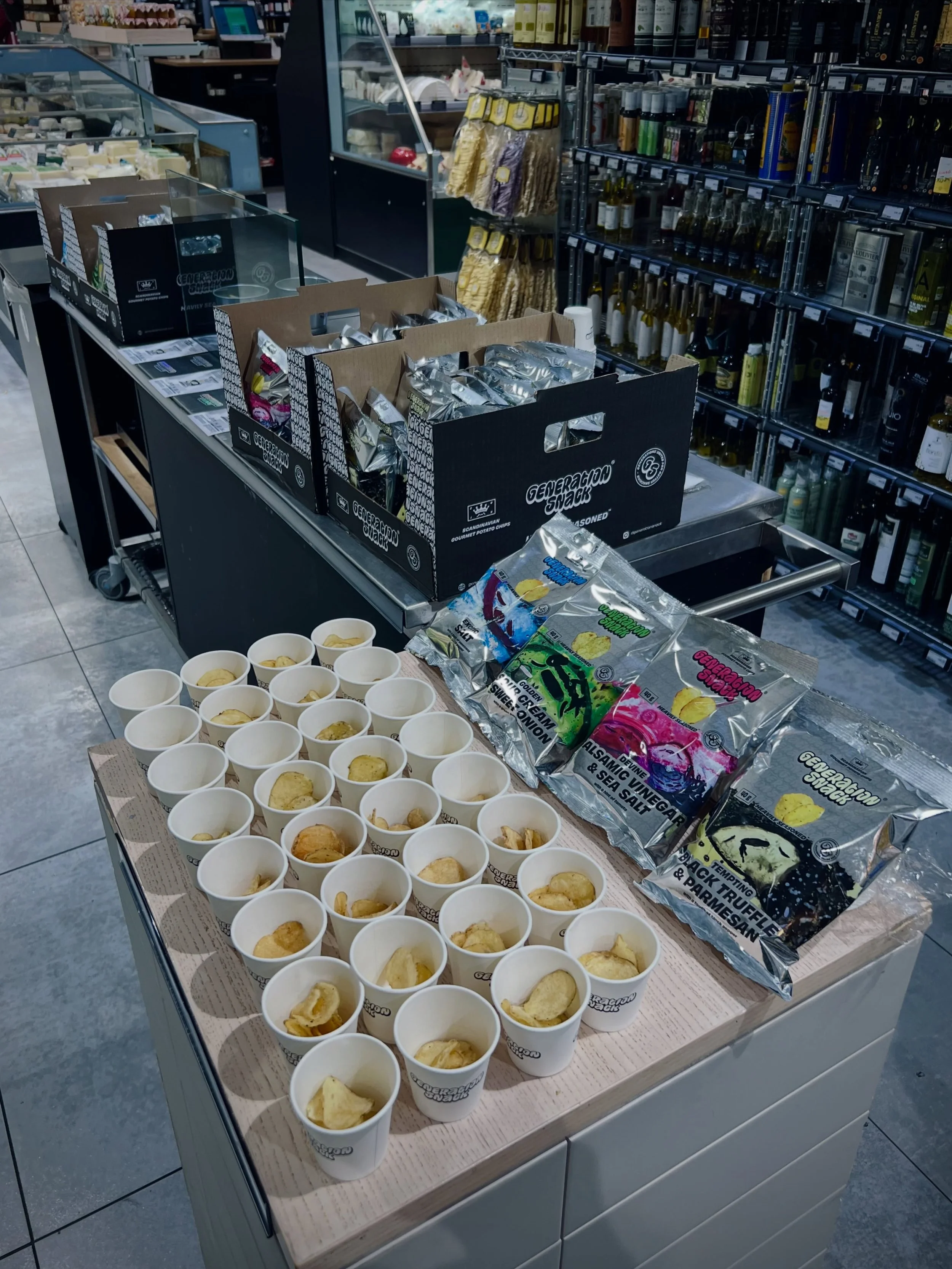SAMPLING \|/ Culinary Days @magasindunord @madogvin 

METAL x HOLO