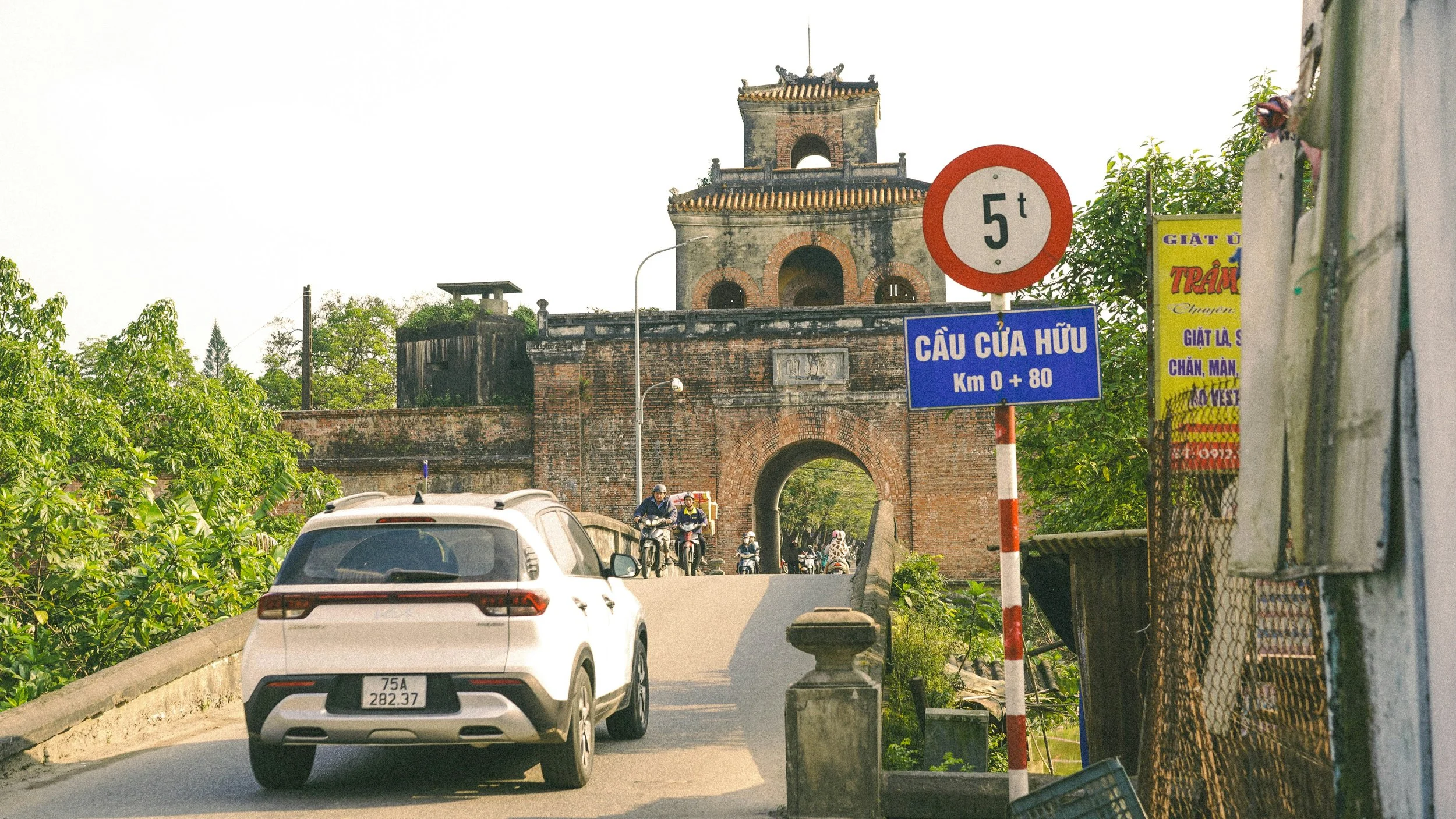 Vietnam Driving Guide for Americans (2026): Do You Need an IDP + What to Know Before You Drive