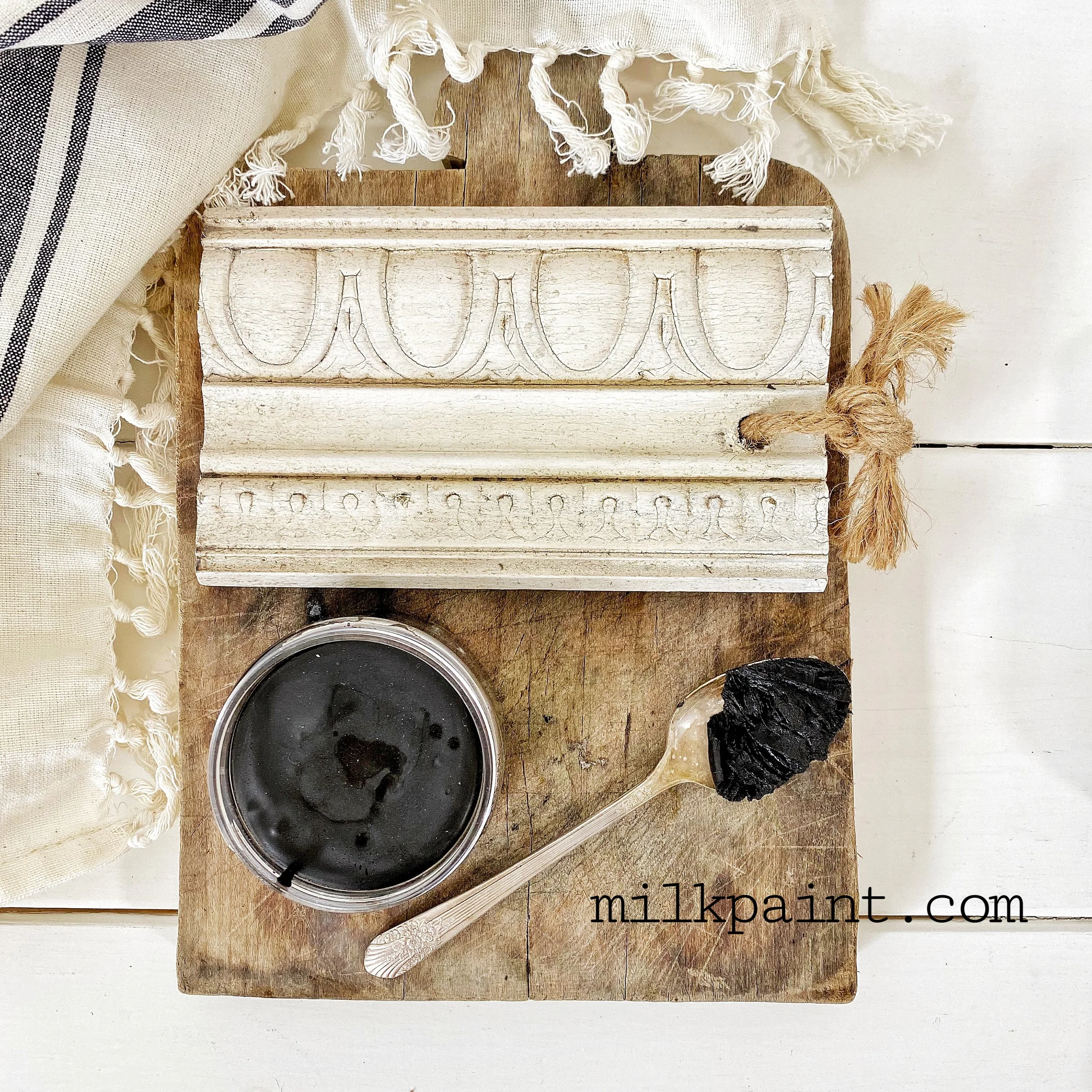 dark beeswax 1.jpg