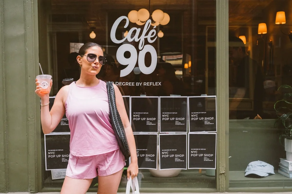 @alwaysvaness for Café 90