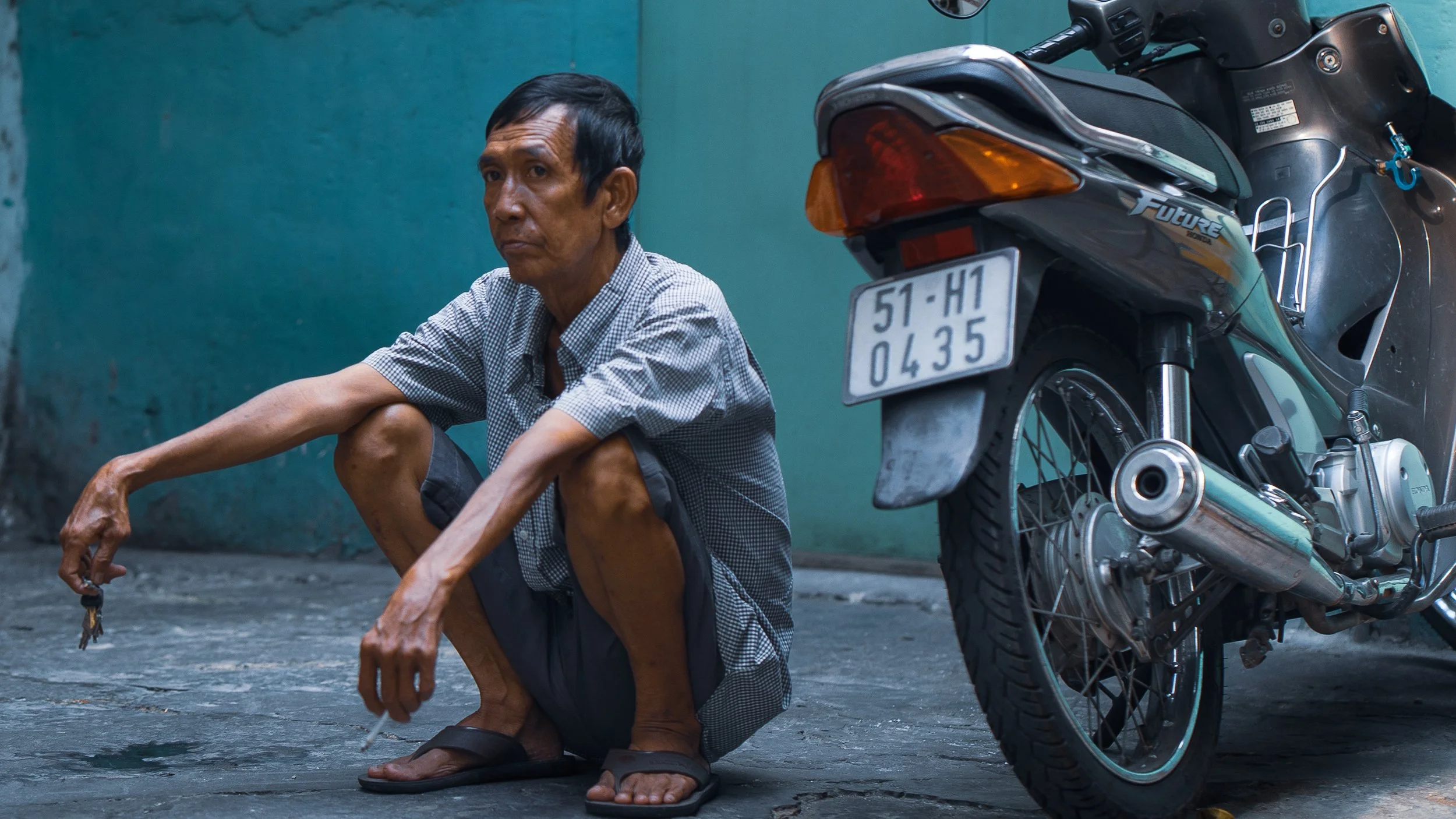 vietnam steets 16x9 (1 of 1).jpg