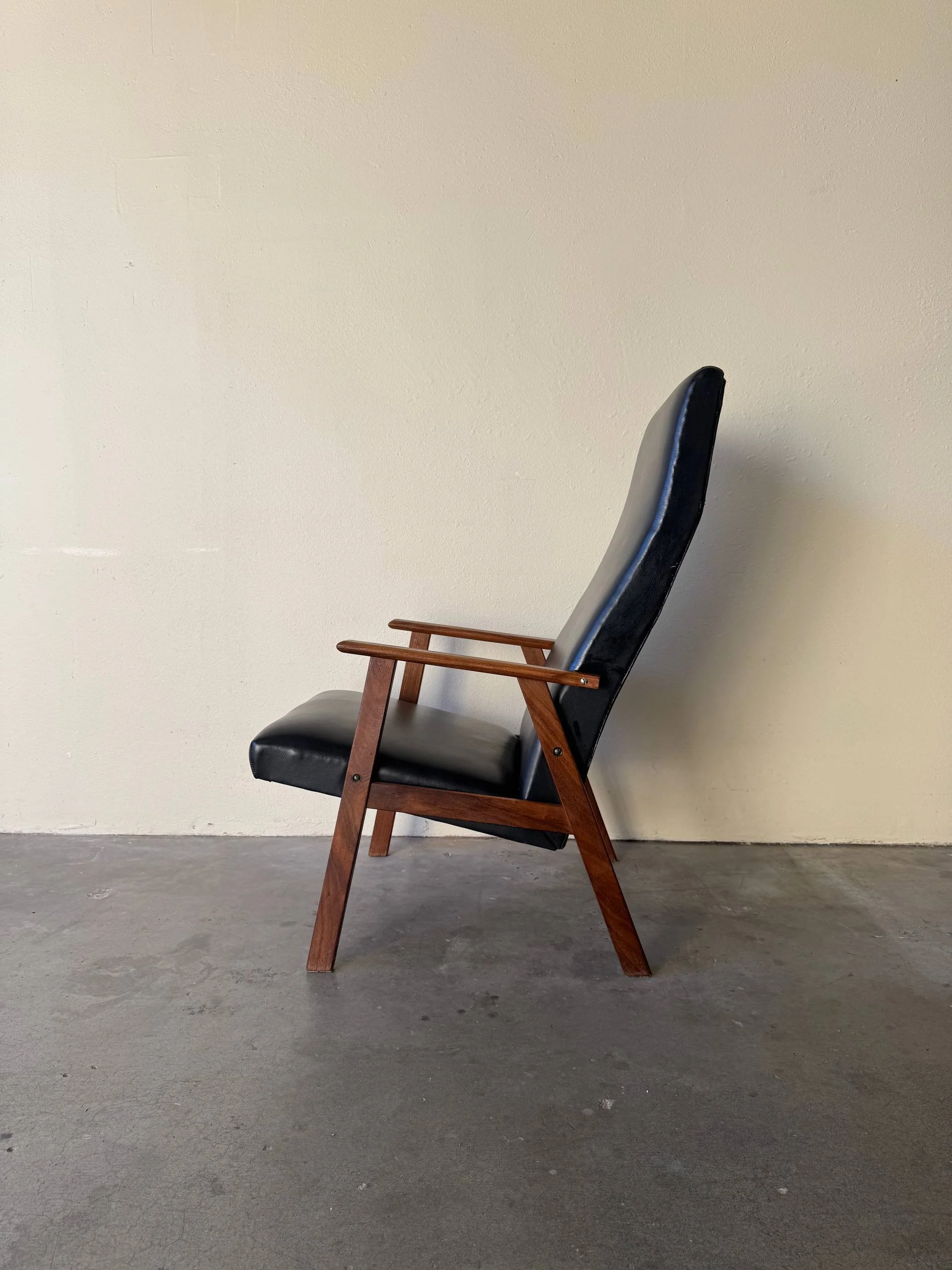 Mid Century Scandinavian Teak High-Back Lounge Chair 1960s — Danish Modern Style