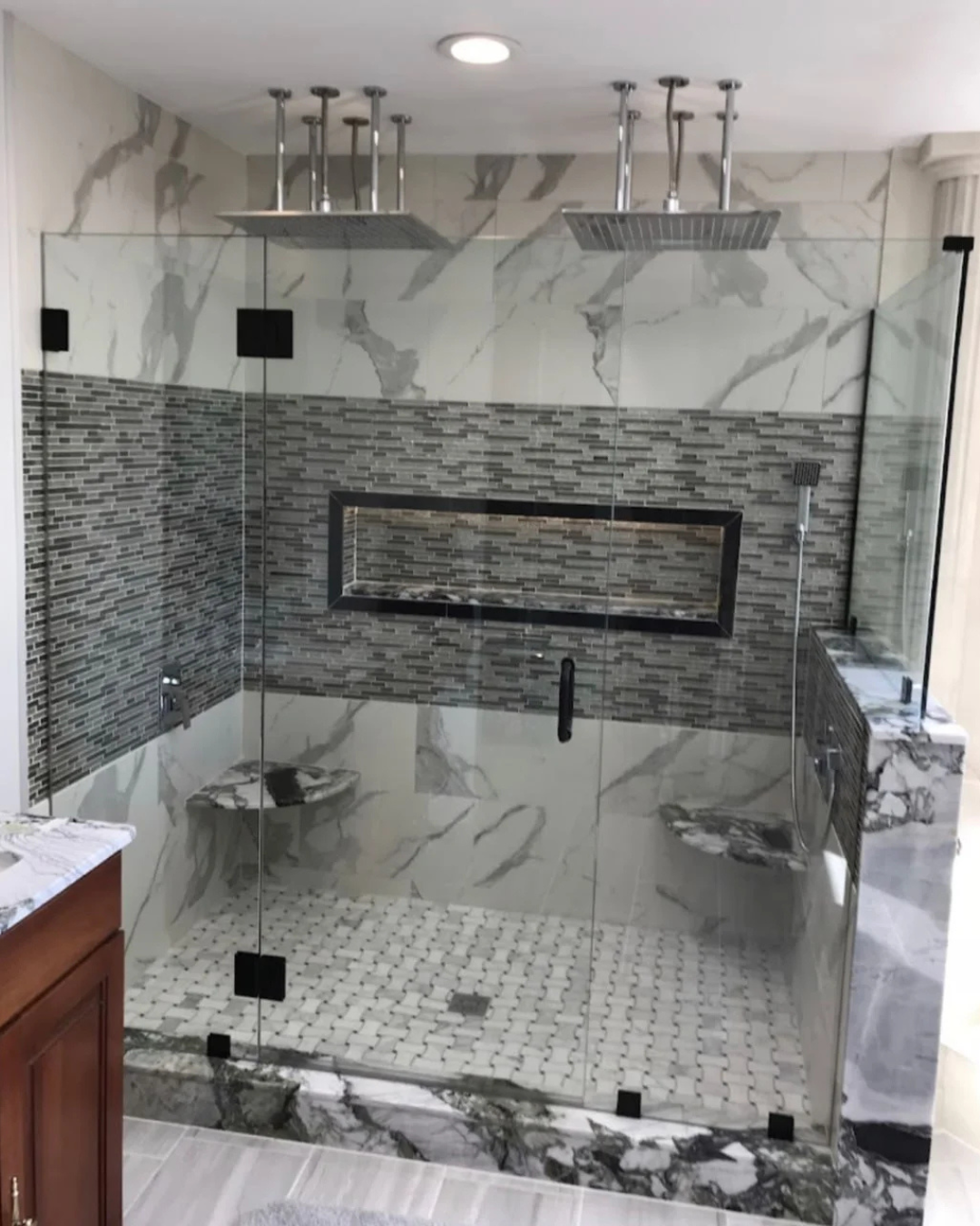 Glass Shower Doors 04.png