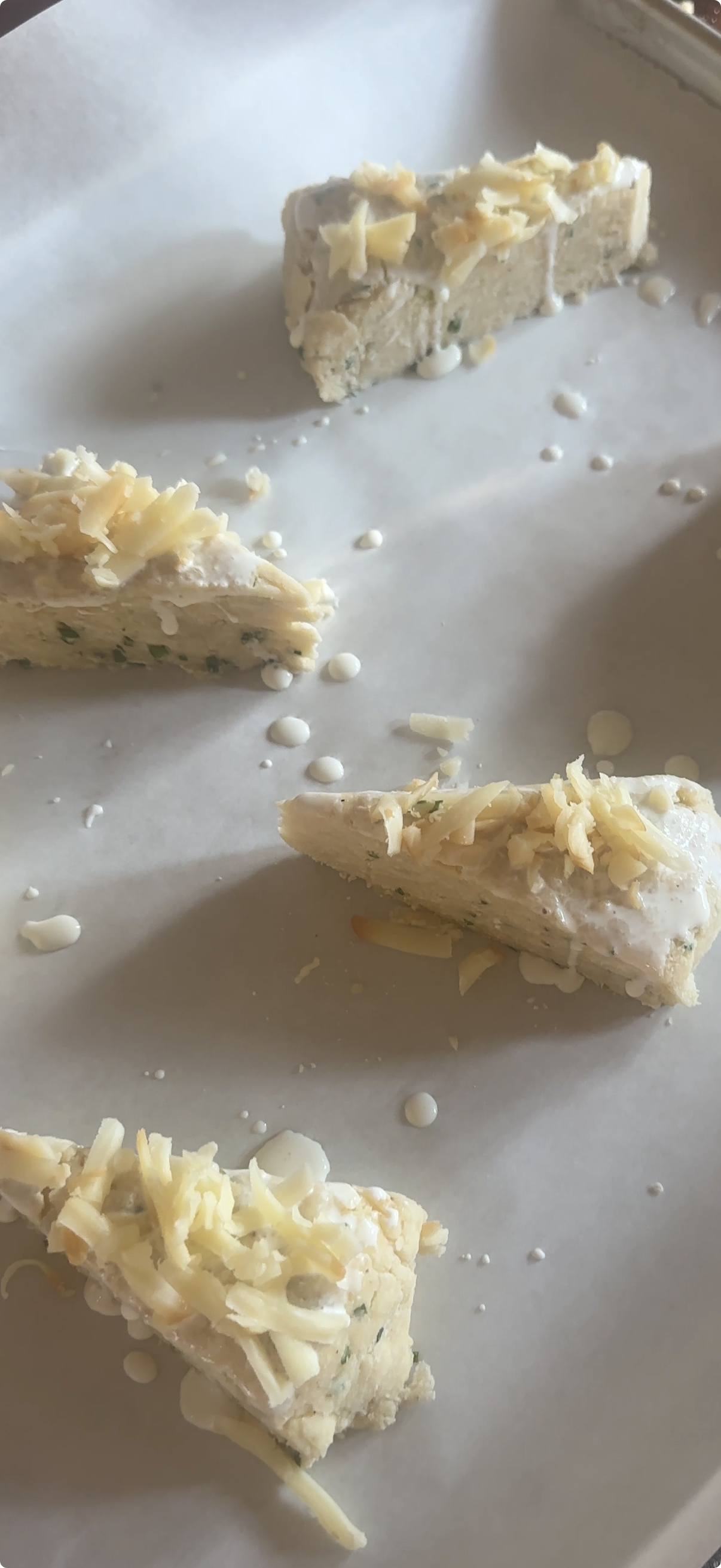 Smoked Cheddar + Chive Scone