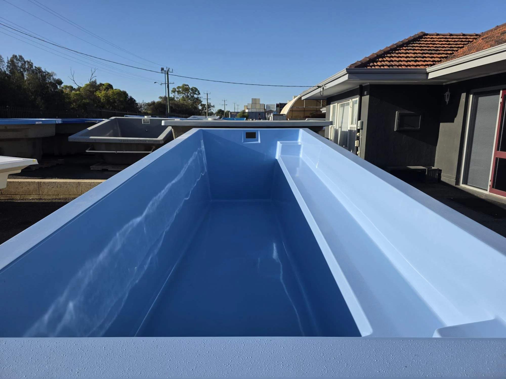 SFL 241: 7.5m x 2.5m