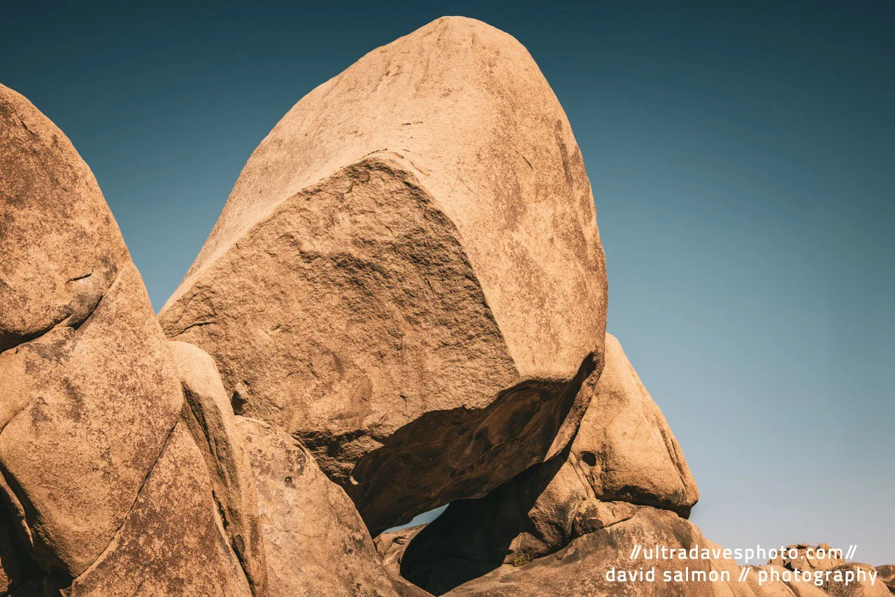 2025 - Giant Rocks off the trail near Jumbo Rock Campground. Shot with a Canon EOS R5 // RF 70-200mm @ 70mm f/8 ISO 100 - 1/500s.