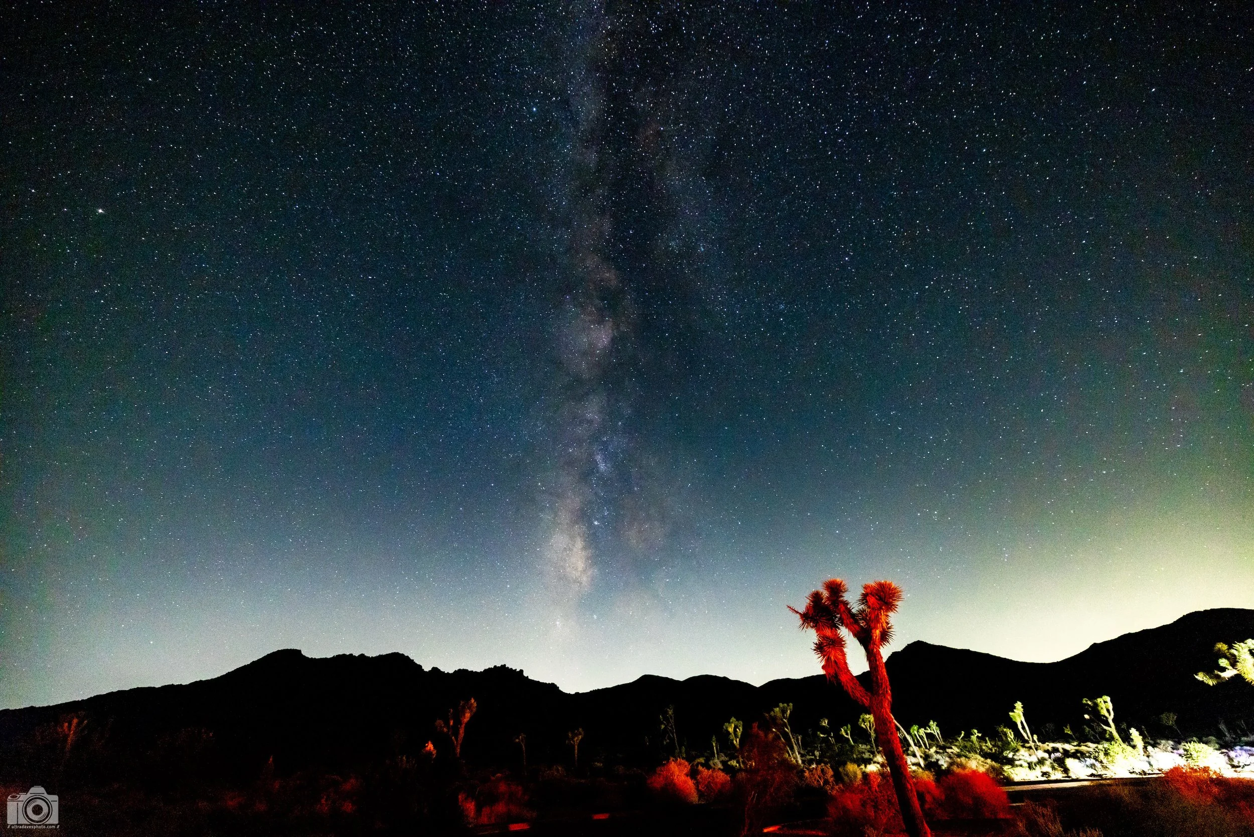2022 - Vehicle taillights provided a better red light effect.  The Milky Way was more pronounced.  Shot with a Canon EOS R5 // RF 15-35mm @ 15mm f/2.8 ISO 8000 - 5s.  Tripod mounted.